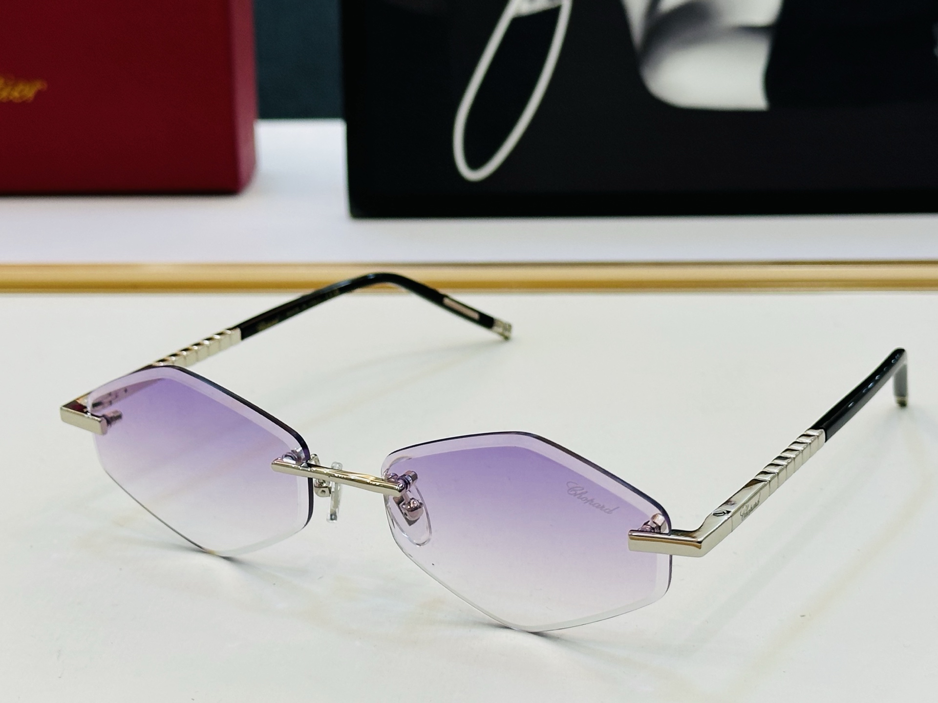 肖邦 🎩 VCH2010 Size：58口17-145 充满活力的 展现独特个性🌟展现大气的你 D高品质