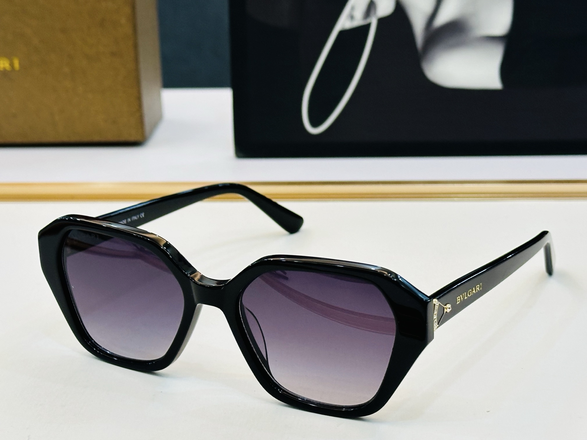 🆕款 官网同售 宝格家 BV50068 👍 Size ：53口18-145 绝对要买😎品质非常完美 L出