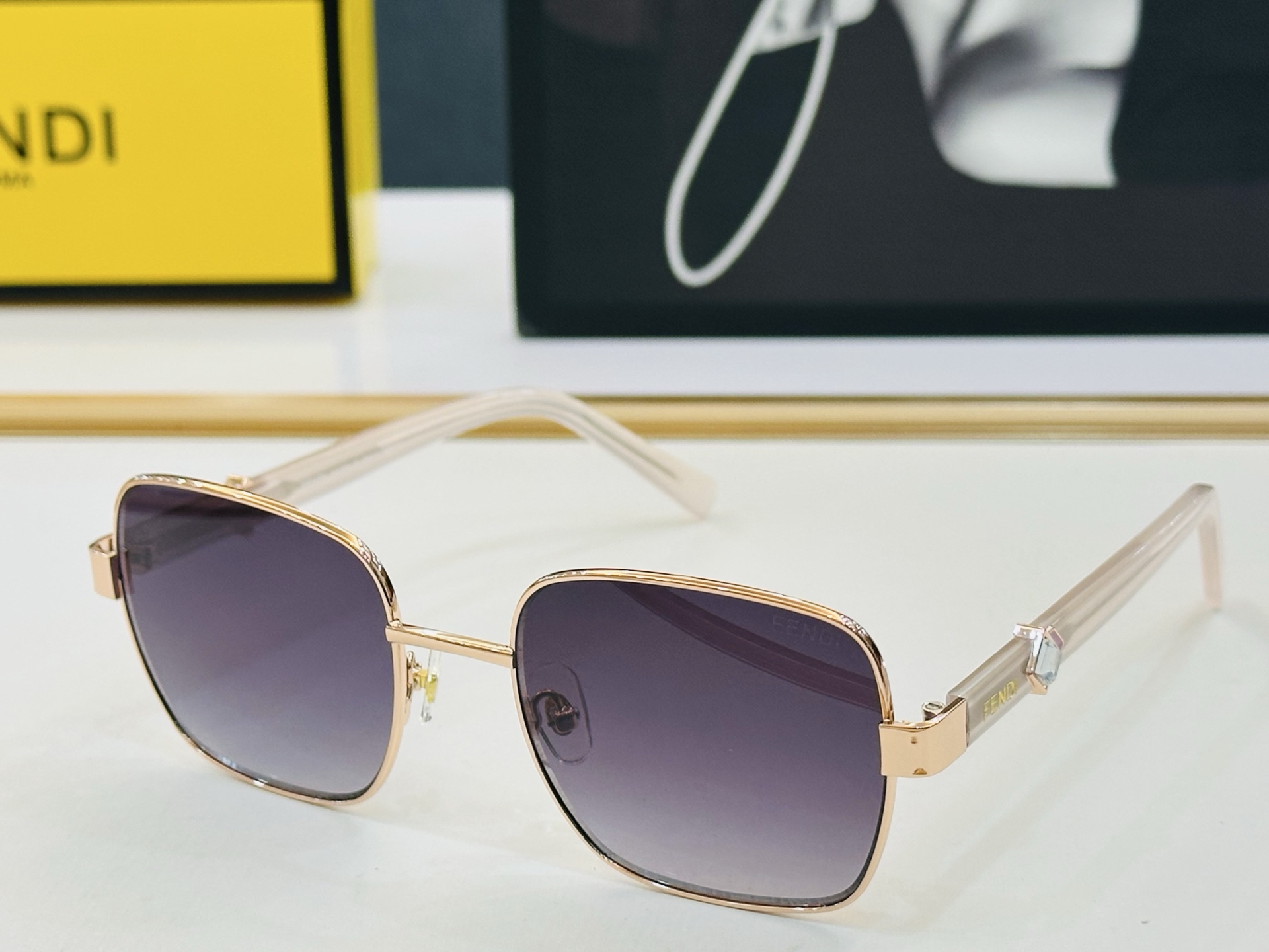 。新款FEND* TF1081 Size：53口19-140🎁芬家 😀👏时尚经典 L太阳镜