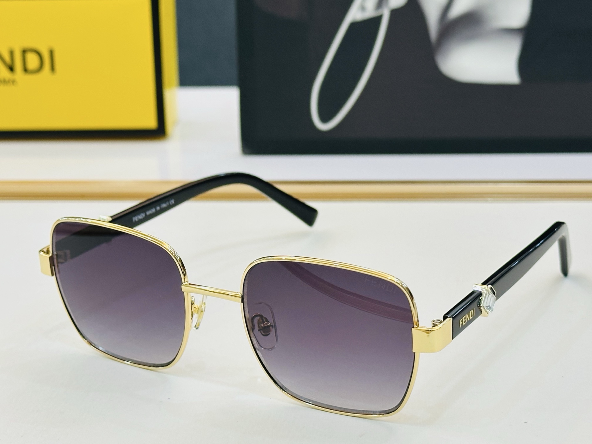 。新款FEND* TF1081 Size：53口19-140🎁芬家 😀👏时尚经典 L太阳镜