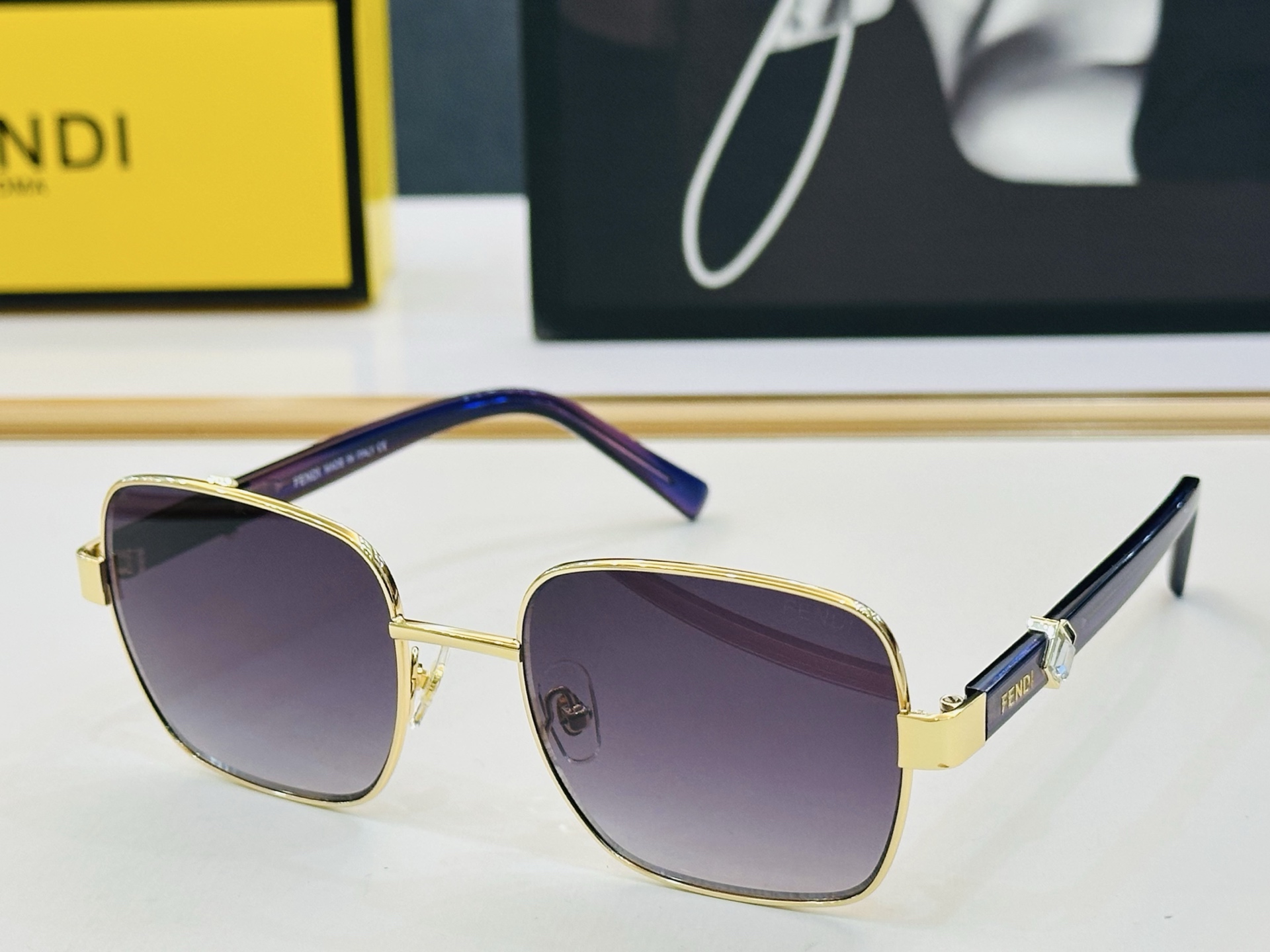 。新款FEND* TF1081 Size：53口19-140🎁芬家 😀👏时尚经典 L太阳镜