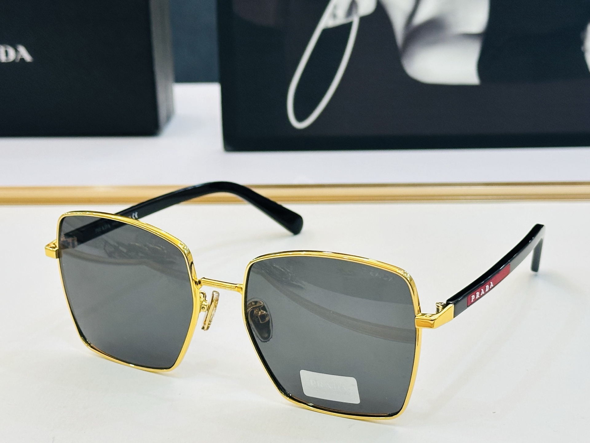 🔺PRAD*🔻普家 SPR A69S Size：58口20-140 眼镜系列堪称精湛制作 👍F太阳镜