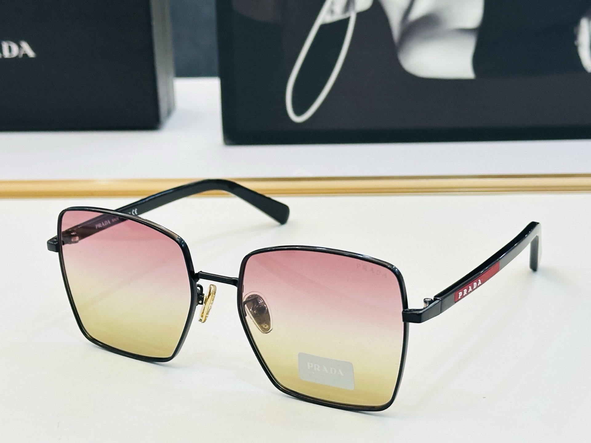 🔺PRAD*🔻普家 SPR A69S Size：58口20-140 眼镜系列堪称精湛制作 👍F太阳镜