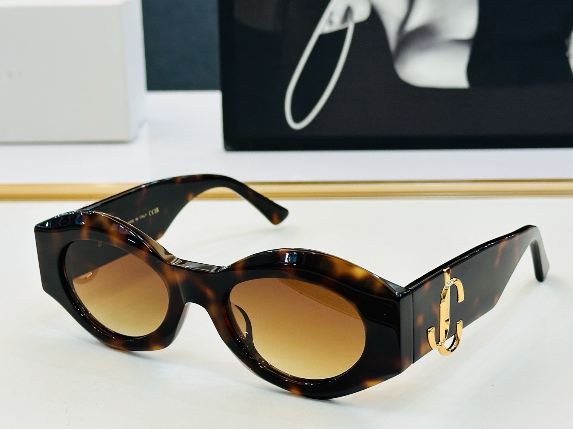 JIMMY CHO* 吉米家 JC520U Size：52口21-142 新款 坚持一如既往最高品质 百