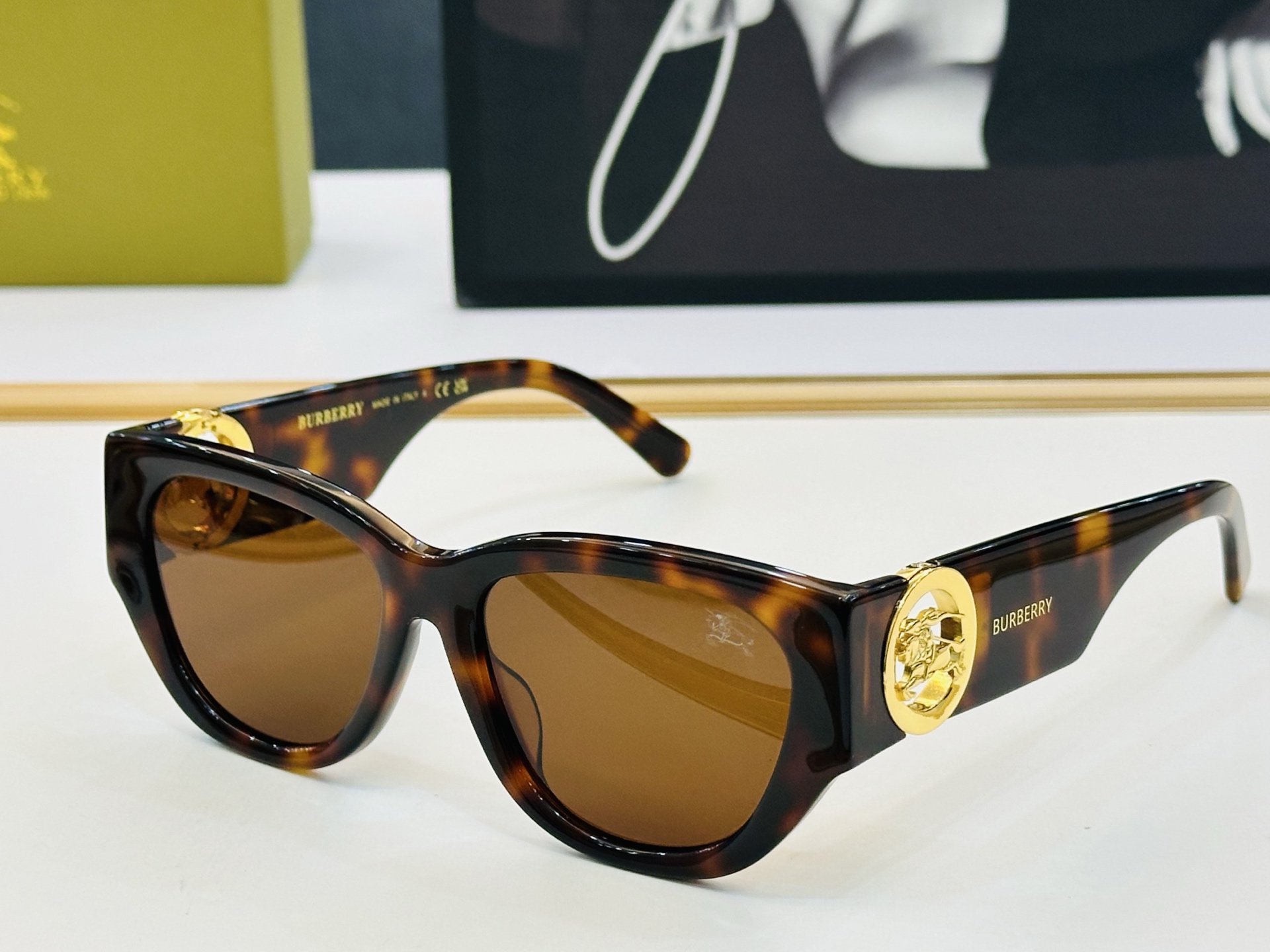 高品质✨BURBERR*✨ 巴家 BE6005 Size：56口16-145 女款太阳眼镜[得意]🌲🌲 