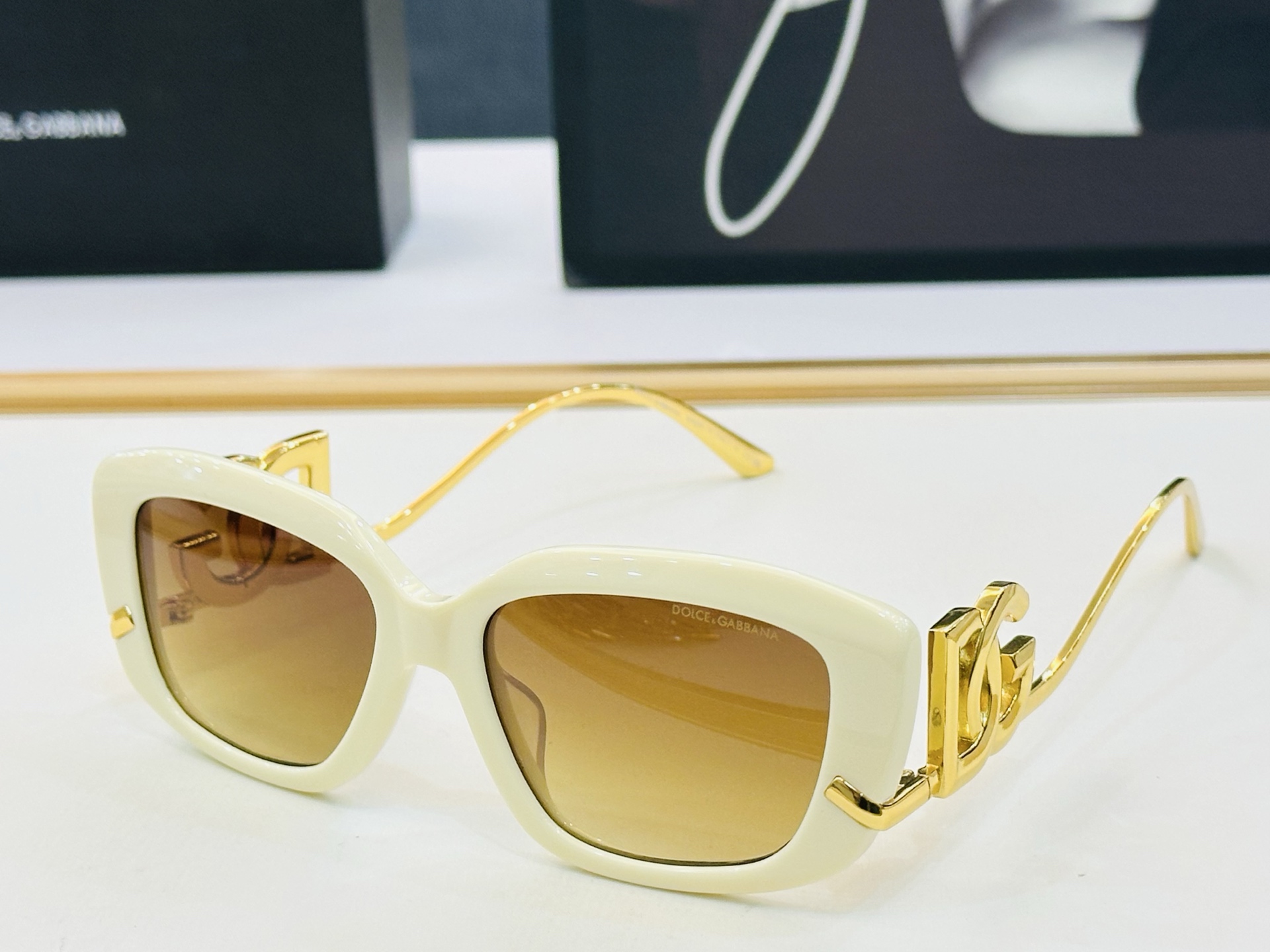 🆕 官网款 🔺DOLCE&GABBAN*🔻DG6697 Size：53口17-138 新颖独特🔝🔝b美艳