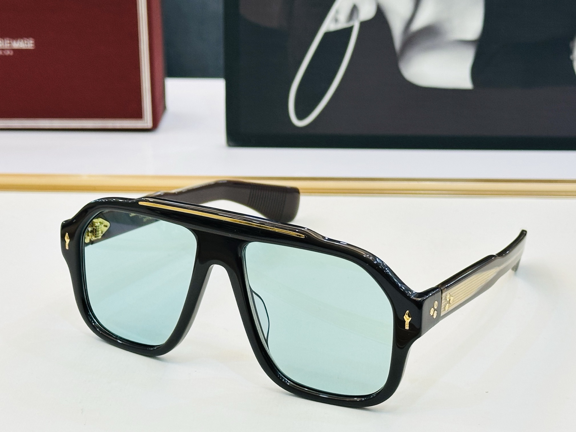 JACQUES MARIE MOLINO 日本手工眼镜 镜框採用上板材打造出 SIZE：DOTTON S