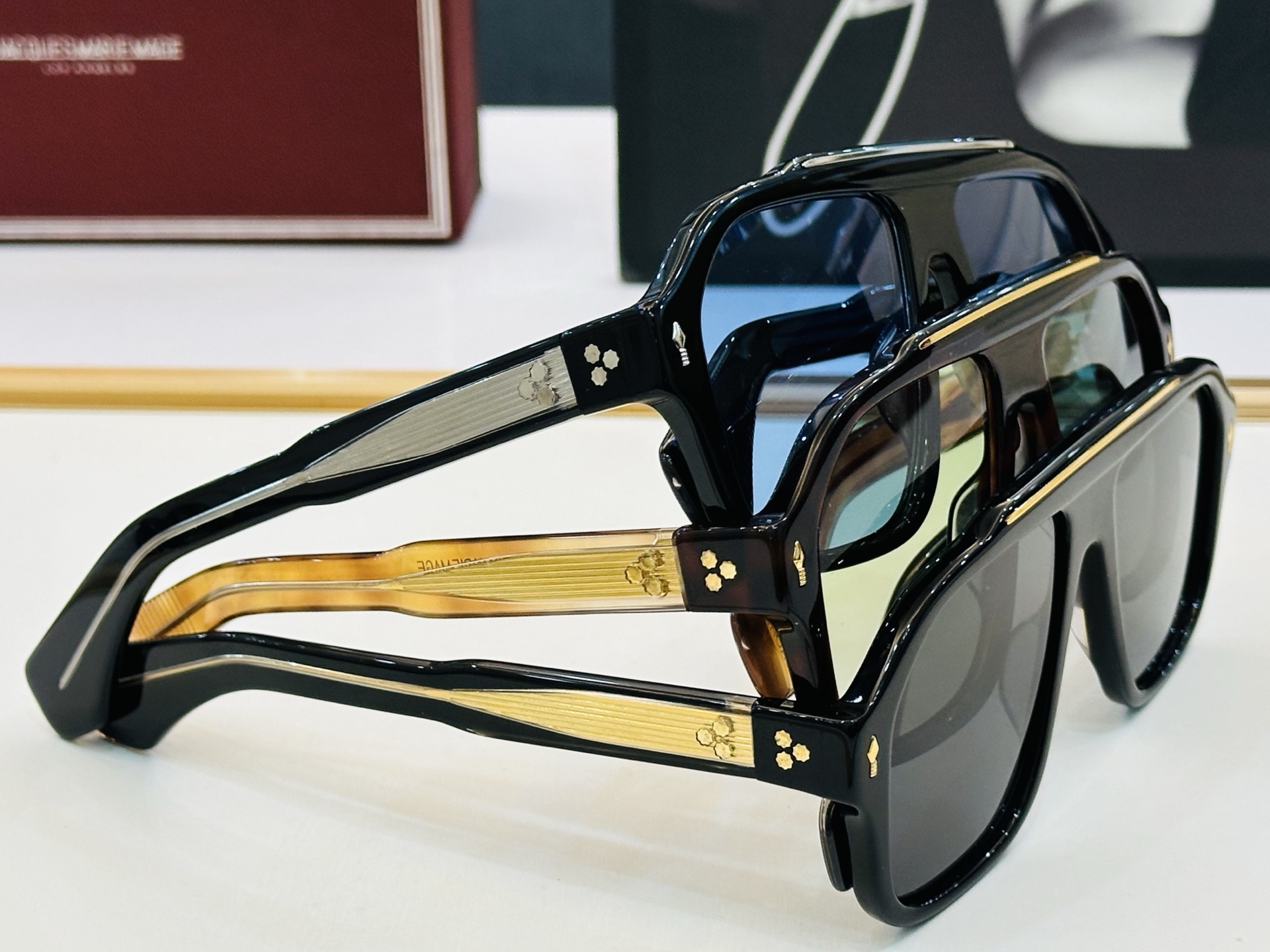 JACQUES MARIE MOLINO 日本手工眼镜 镜框採用上板材打造出 SIZE：DOTTON S