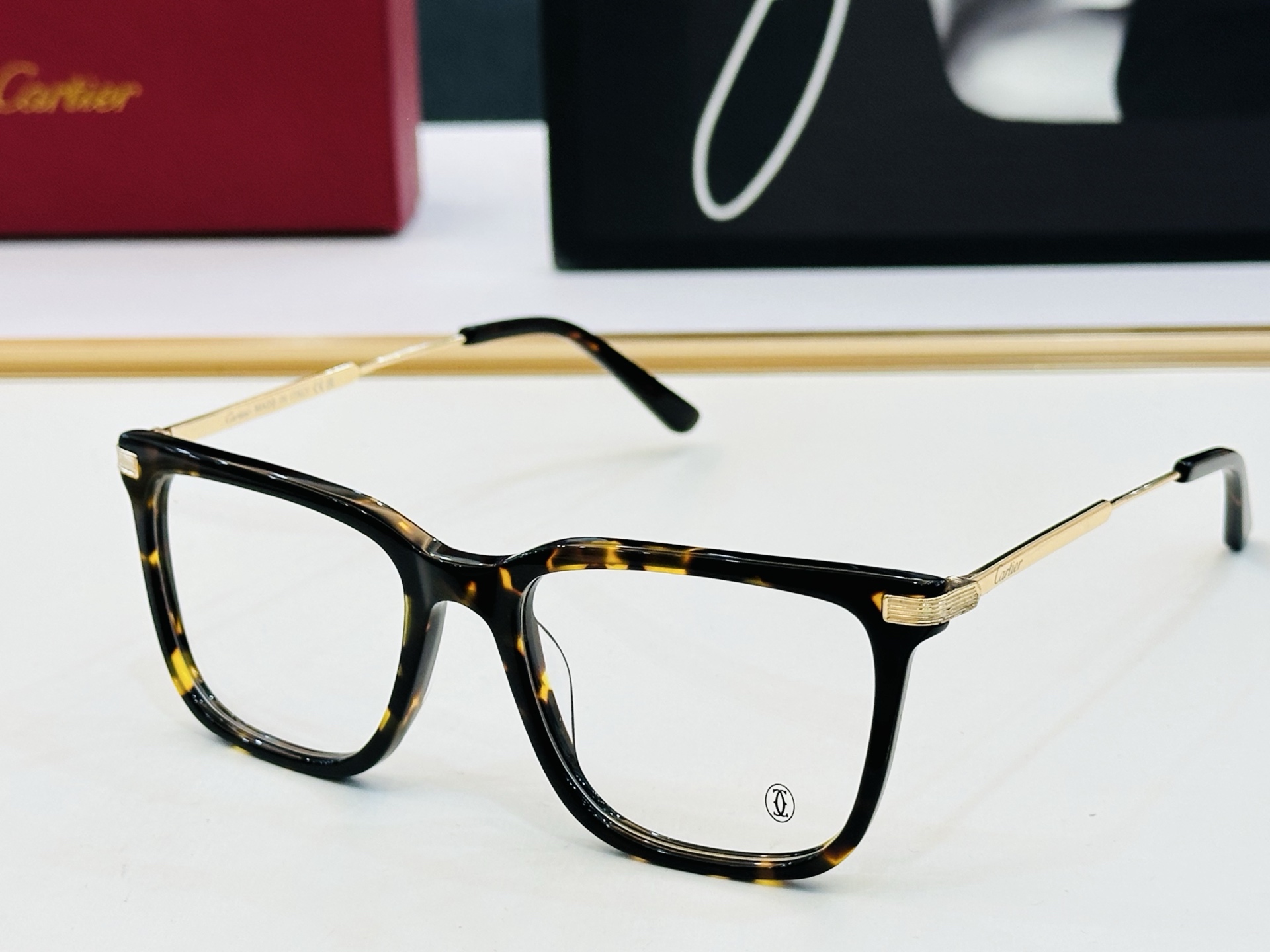 Cartier-卡家 ✨CT00384 Size：53口18-145 不挑脸型 简约大气 时尚休闲 👌👃