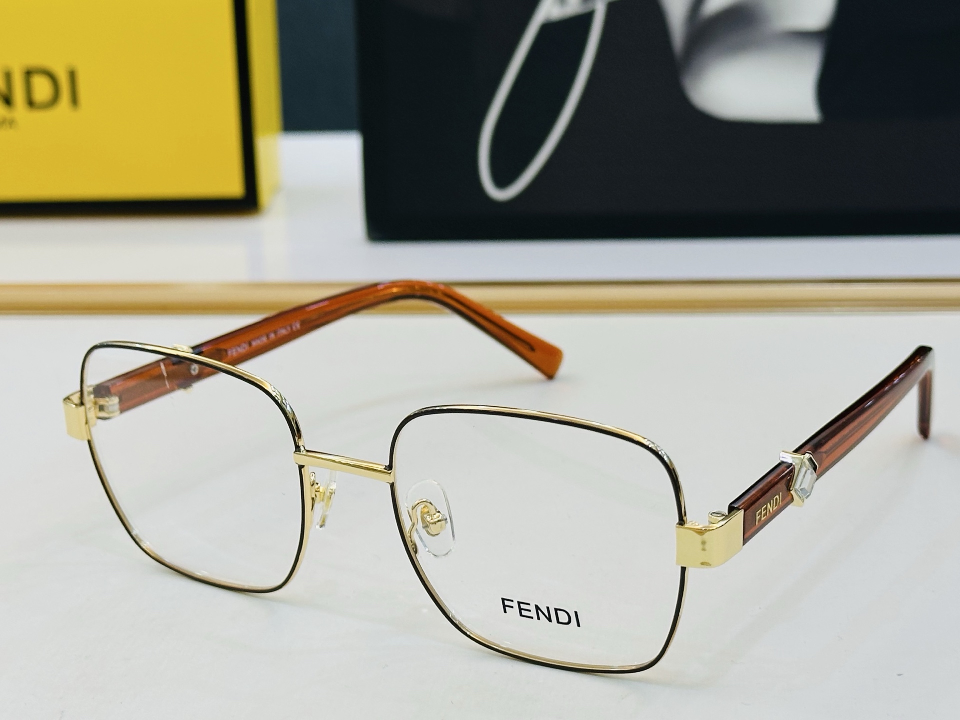 。新款FEND* TF1081 Size：53口19-140🎁芬家 😀👏时尚经典 L配光镜