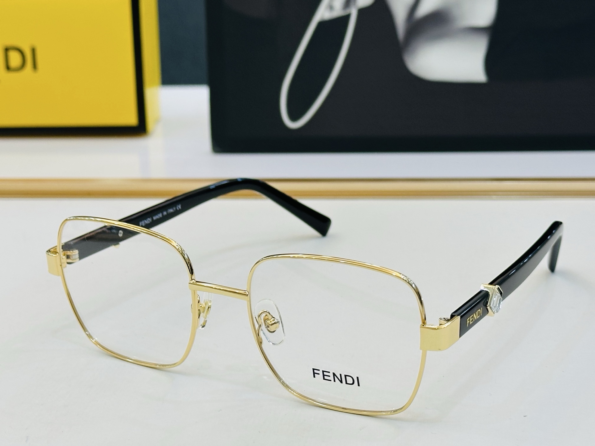。新款FEND* TF1081 Size：53口19-140🎁芬家 😀👏时尚经典 L配光镜