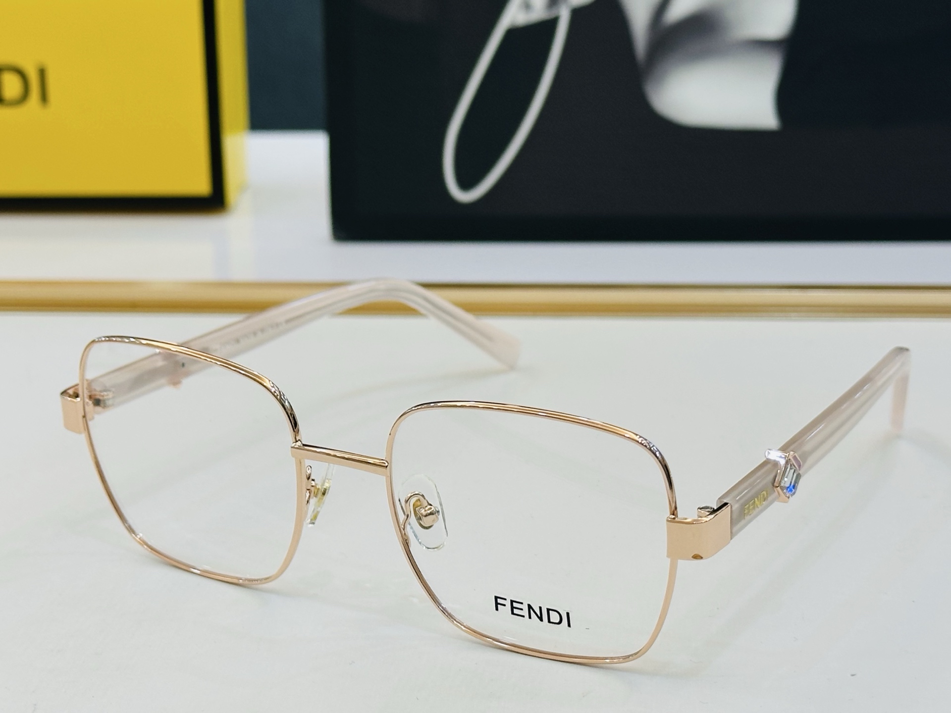。新款FEND* TF1081 Size：53口19-140🎁芬家 😀👏时尚经典 L配光镜