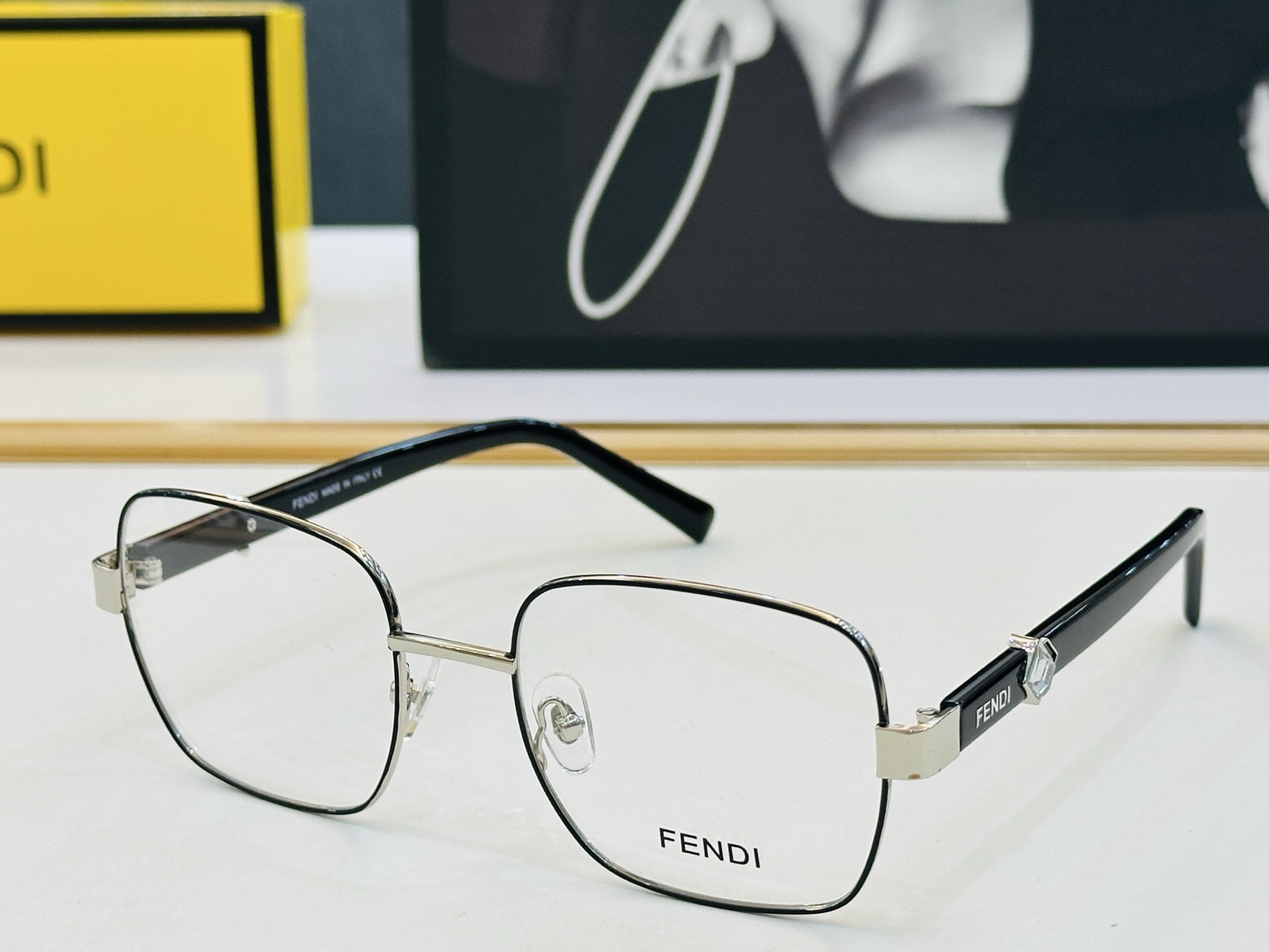 。新款FEND* TF1081 Size：53口19-140🎁芬家 😀👏时尚经典 L配光镜