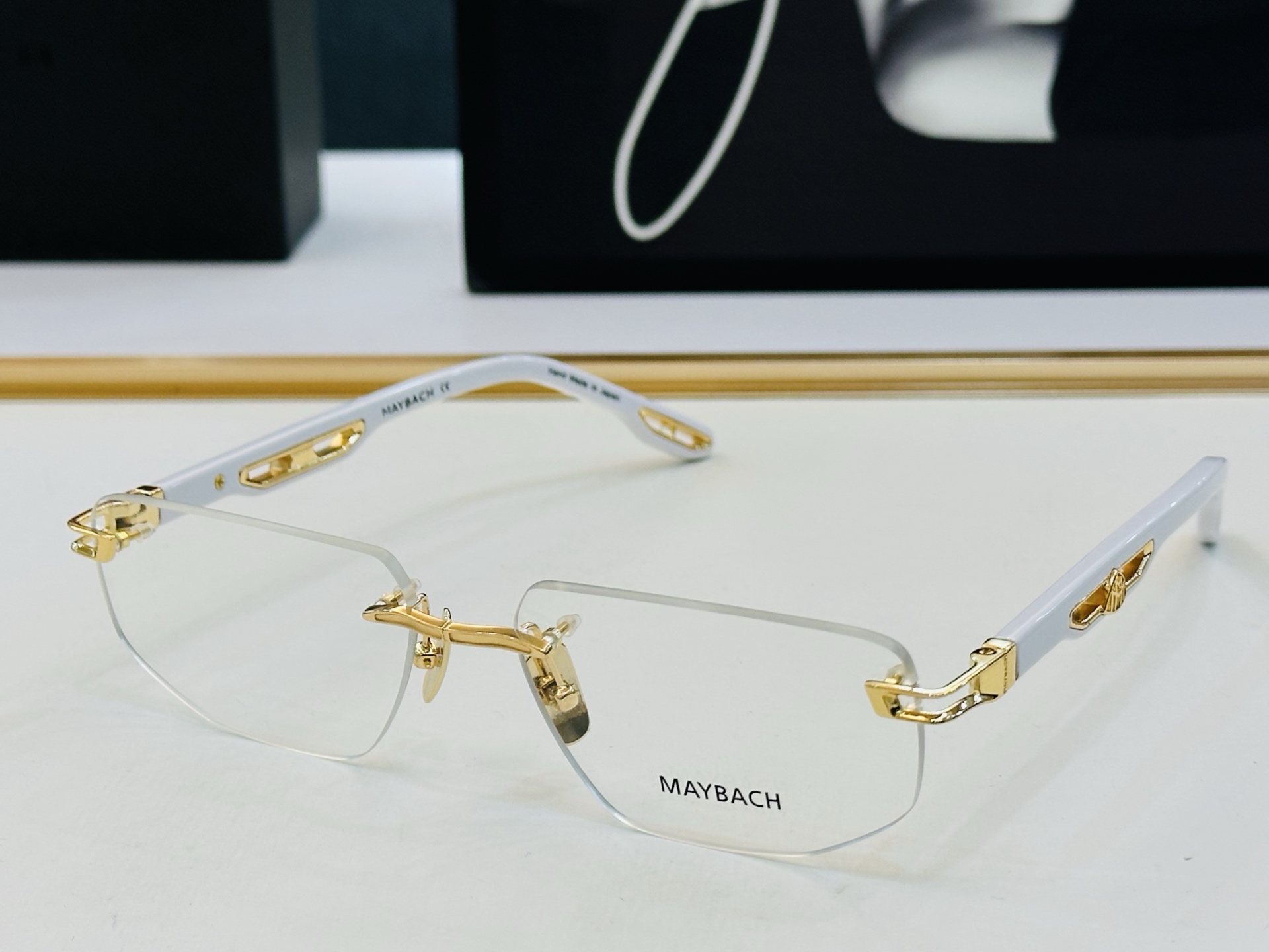 高品质 迈巴赫 🎉🎉做工精美💕💕MAYBAC*H Z25 Size：57口17-145 质感十足 A👍配