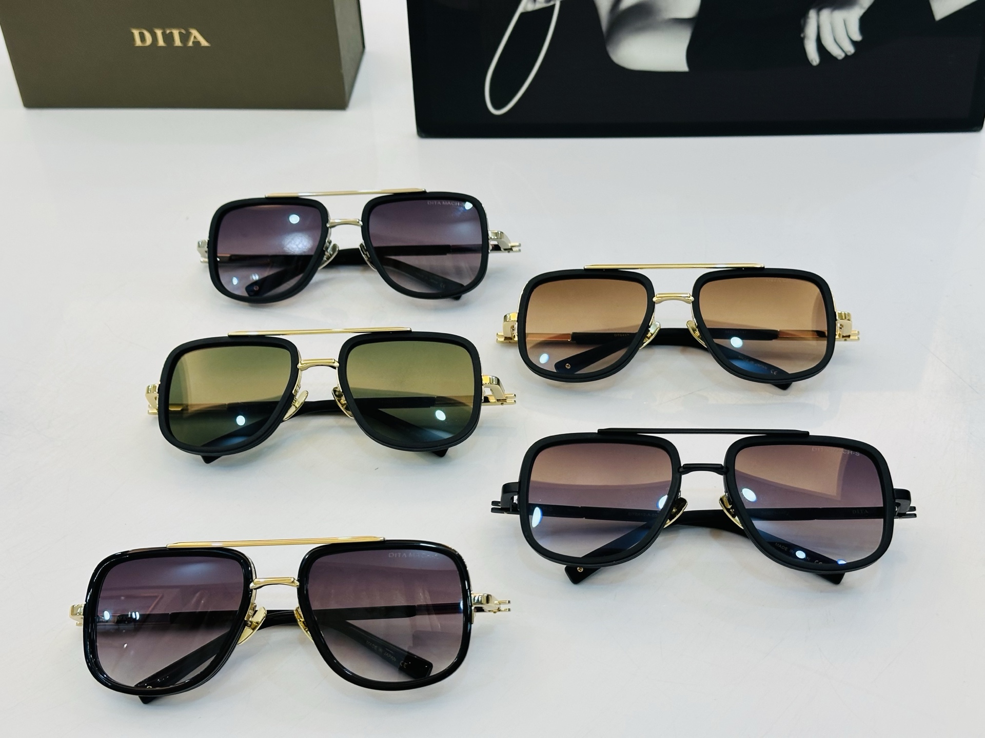 官网款 DlT* 迪塔 Size：54口21-147 意大利最新原单货 [得意][得意]男款太阳镜大气 