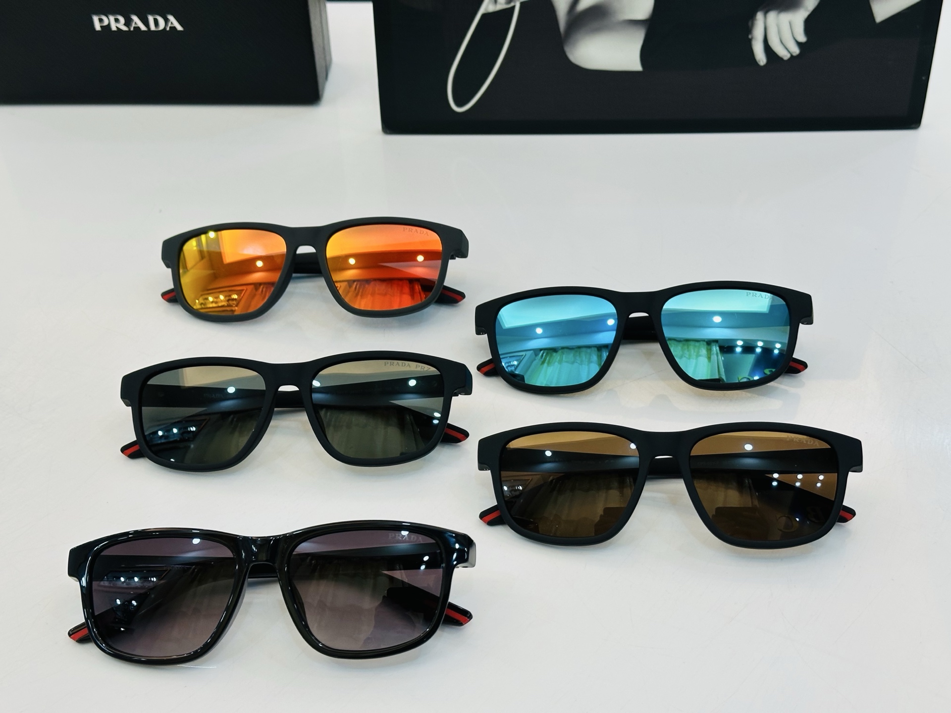 🔺PRAD*🔻普家 SPS06 Size：56口17-145 眼镜系列堪称精湛制作 彰显独特个 W 最新