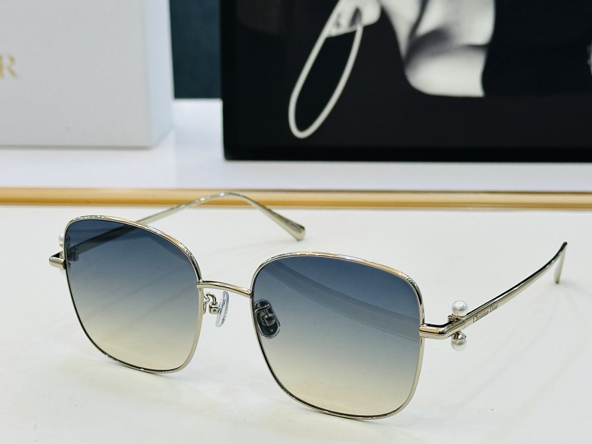 🔻🔻🔻DIO* 迪家 S1U Size：55口18-140 春夏款墨镜 😎🔆 FD搭配镜腿精致 质量上佳