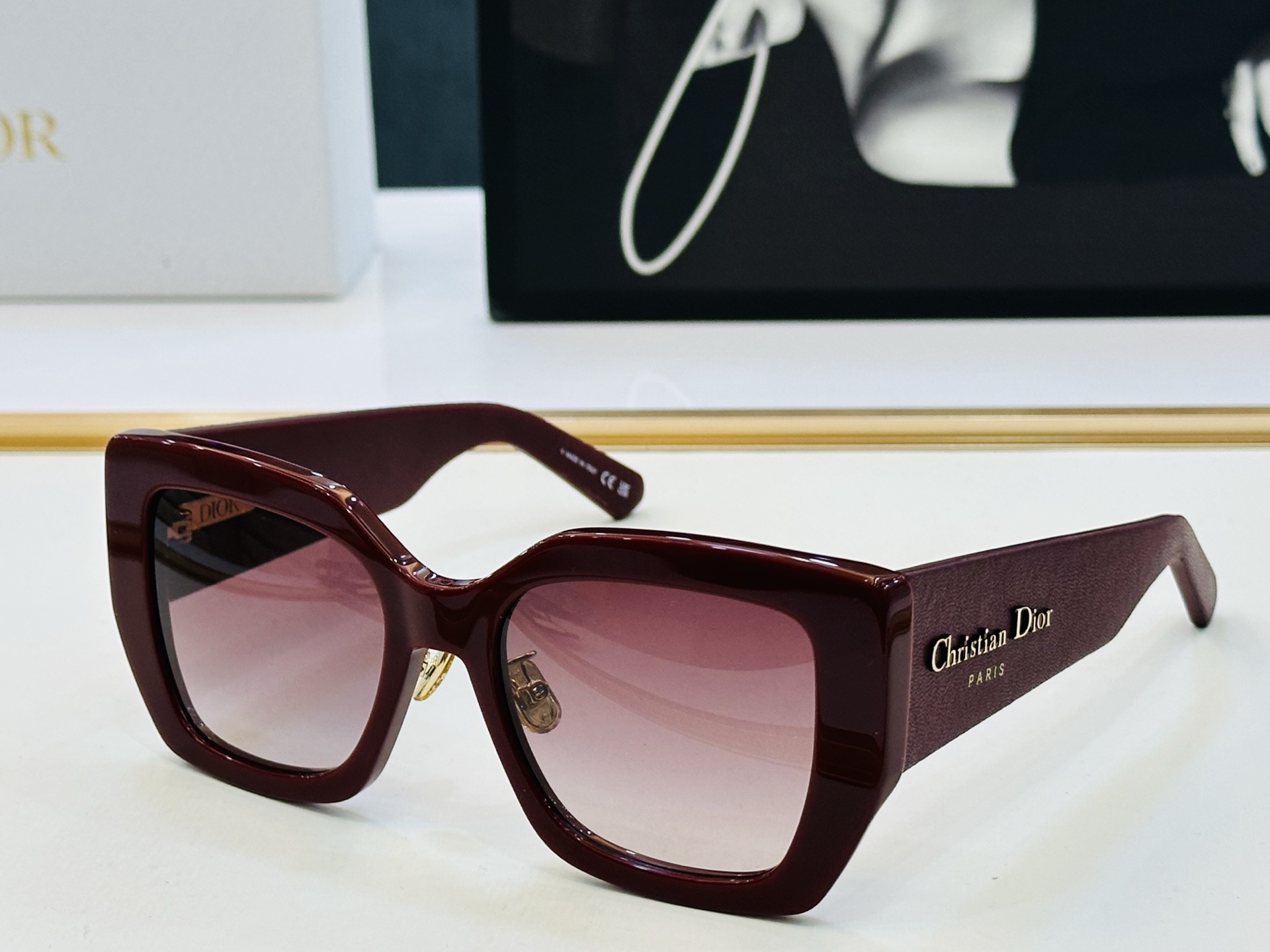 🔻🔻🔻DIO* 迪家 S2F Size：53口19-145 春夏款墨镜 😎🔆 FD搭配镜腿精致 质量上佳