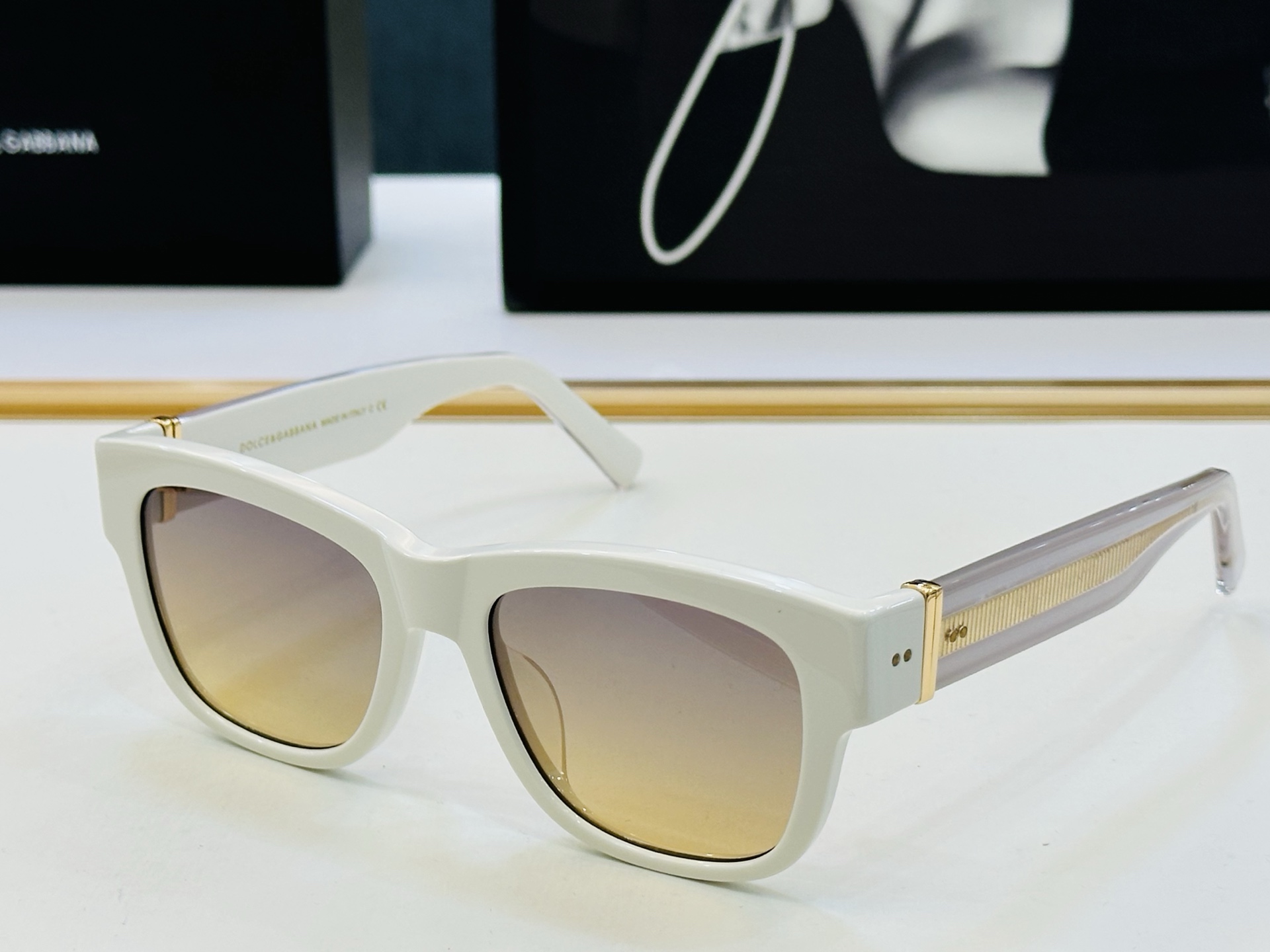 🔺DOLCE&GABBAN*🔻DG4390 Size：54口19-140 新颖独特🔝🔝L美艳绝伦