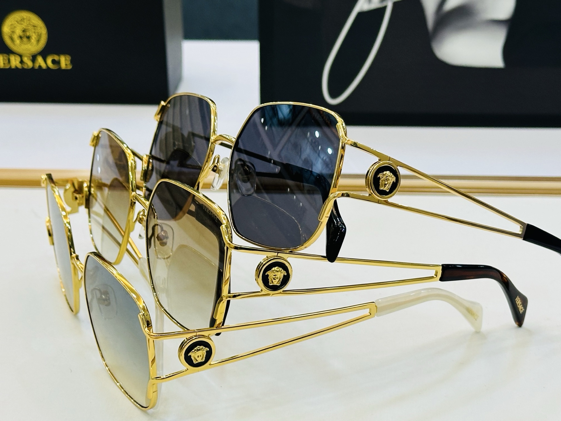 🎉🎉范思家 VERSACE✨VE2292 Size：59口17-140 ✨q有范