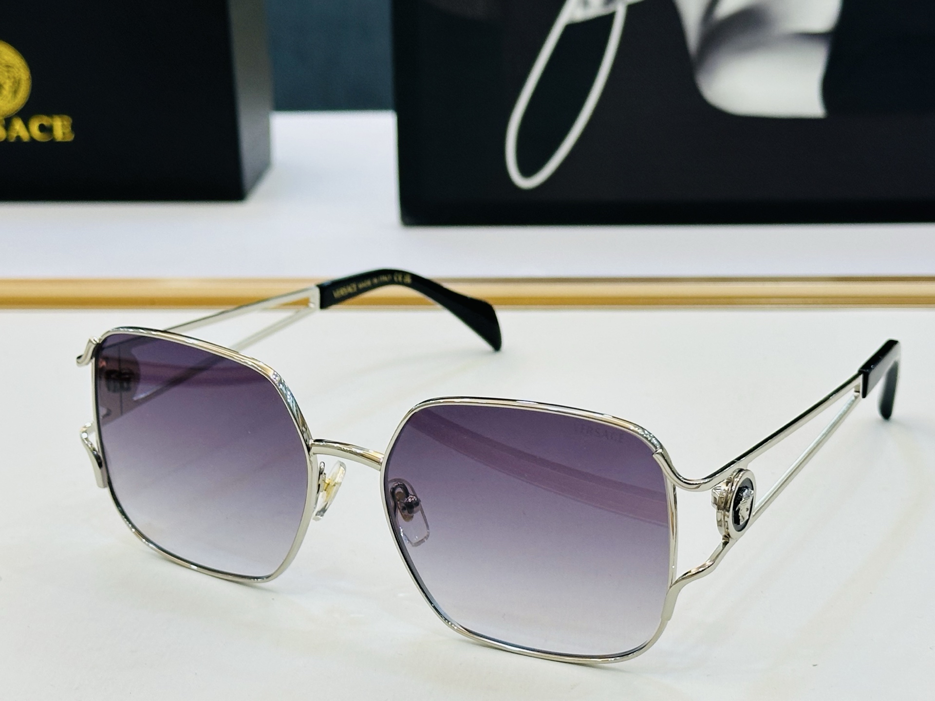 🎉🎉范思家 VERSACE✨VE2292 Size：59口17-140 ✨q有范