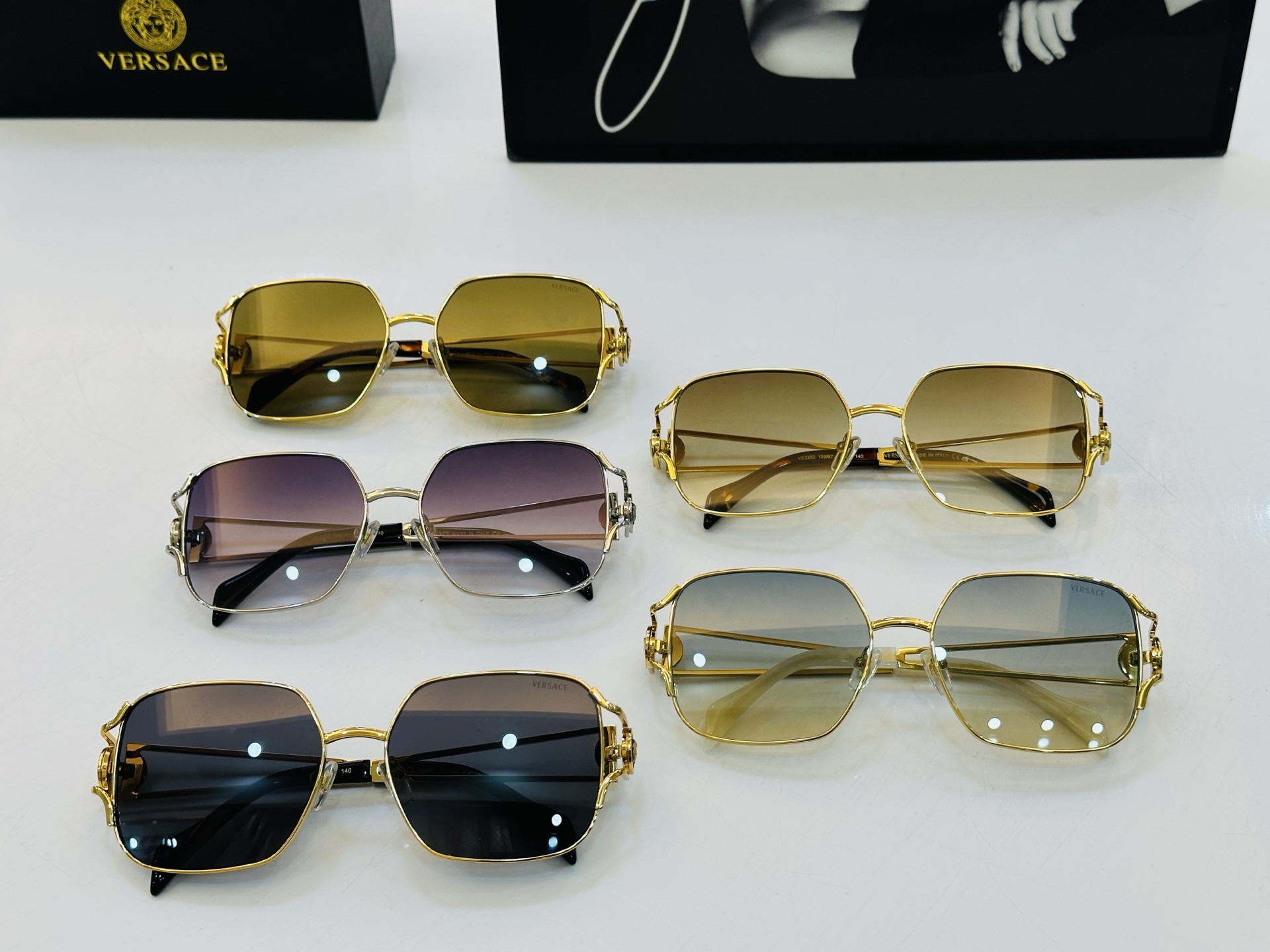 🎉🎉范思家 VERSACE✨VE2292 Size：59口17-140 ✨q有范