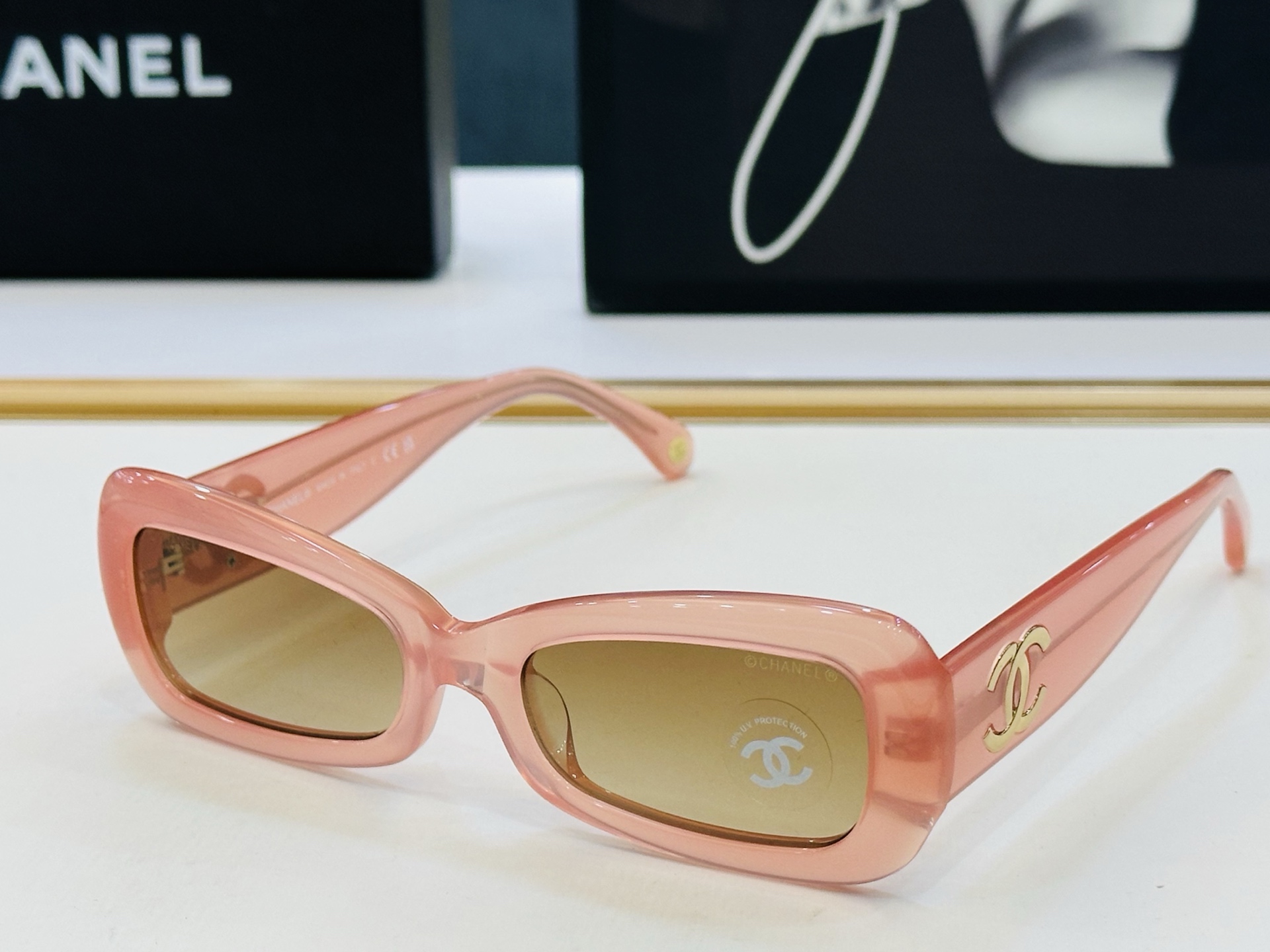 🆕 【CHANE*/香家】MODEL:CH9184 size：53口19-145 💅🏻💓Zm太阳镜