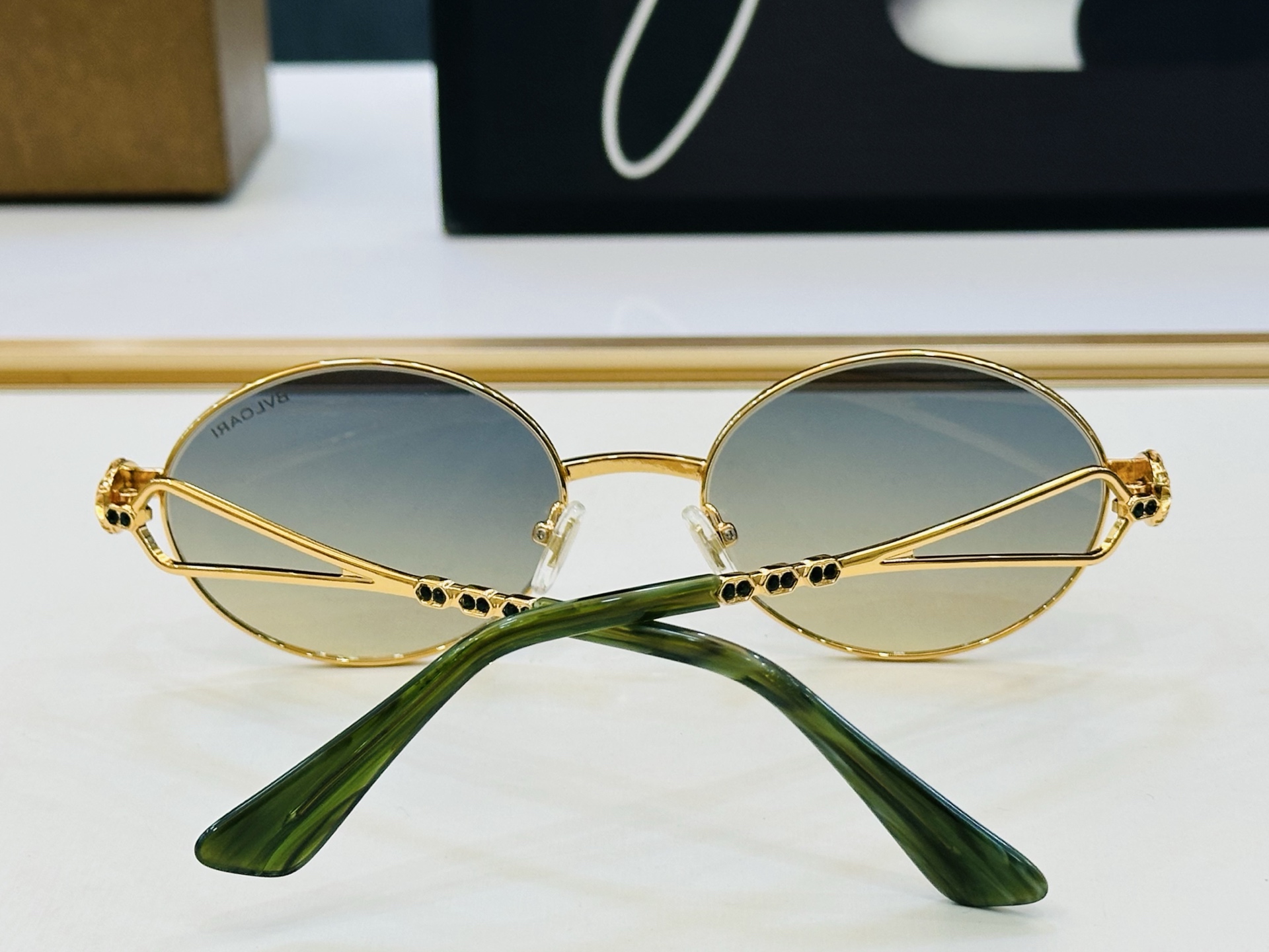 🆕款 官网同售 宝格家 BV1799LU 👍 Size ：56口19-142 绝对要买😎品质非常完美 X