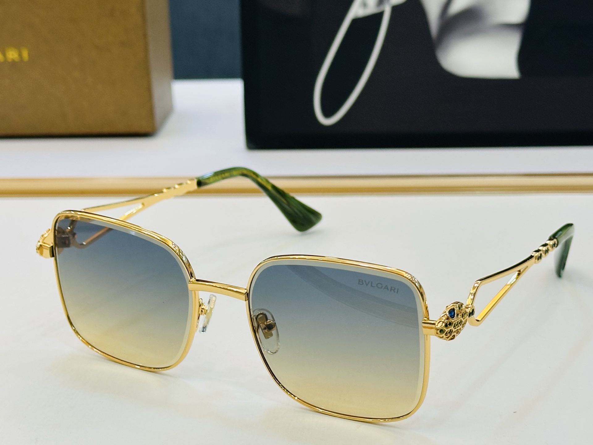 🆕款 官网同售 宝格家 BV1800LU 👍 Size ：56口19-142 绝对要买😎品质非常完美 X