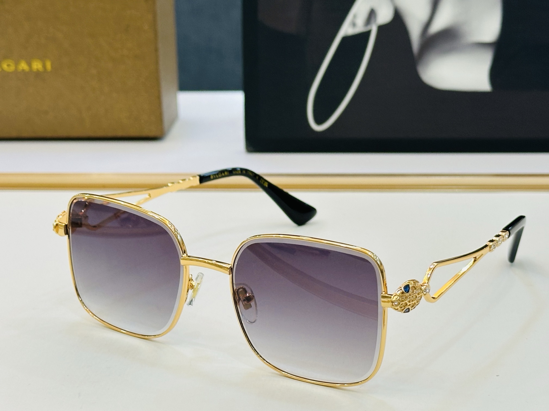 🆕款 官网同售 宝格家 BV1800LU 👍 Size ：56口19-142 绝对要买😎品质非常完美 X