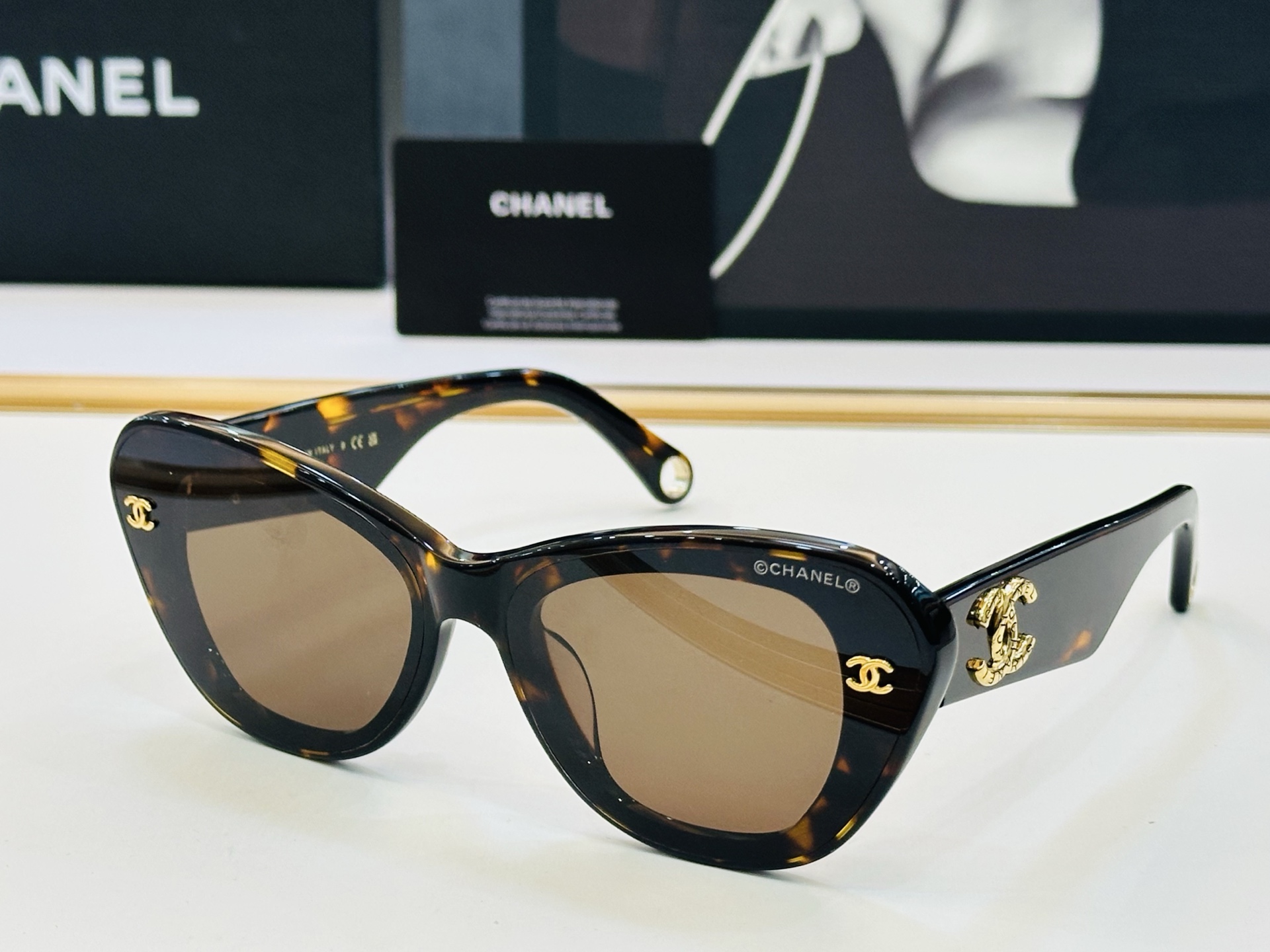 🆕 【CHANE*/香家】MODEL: CH5502 Size：65口16-145 💅🏻💓G太阳镜