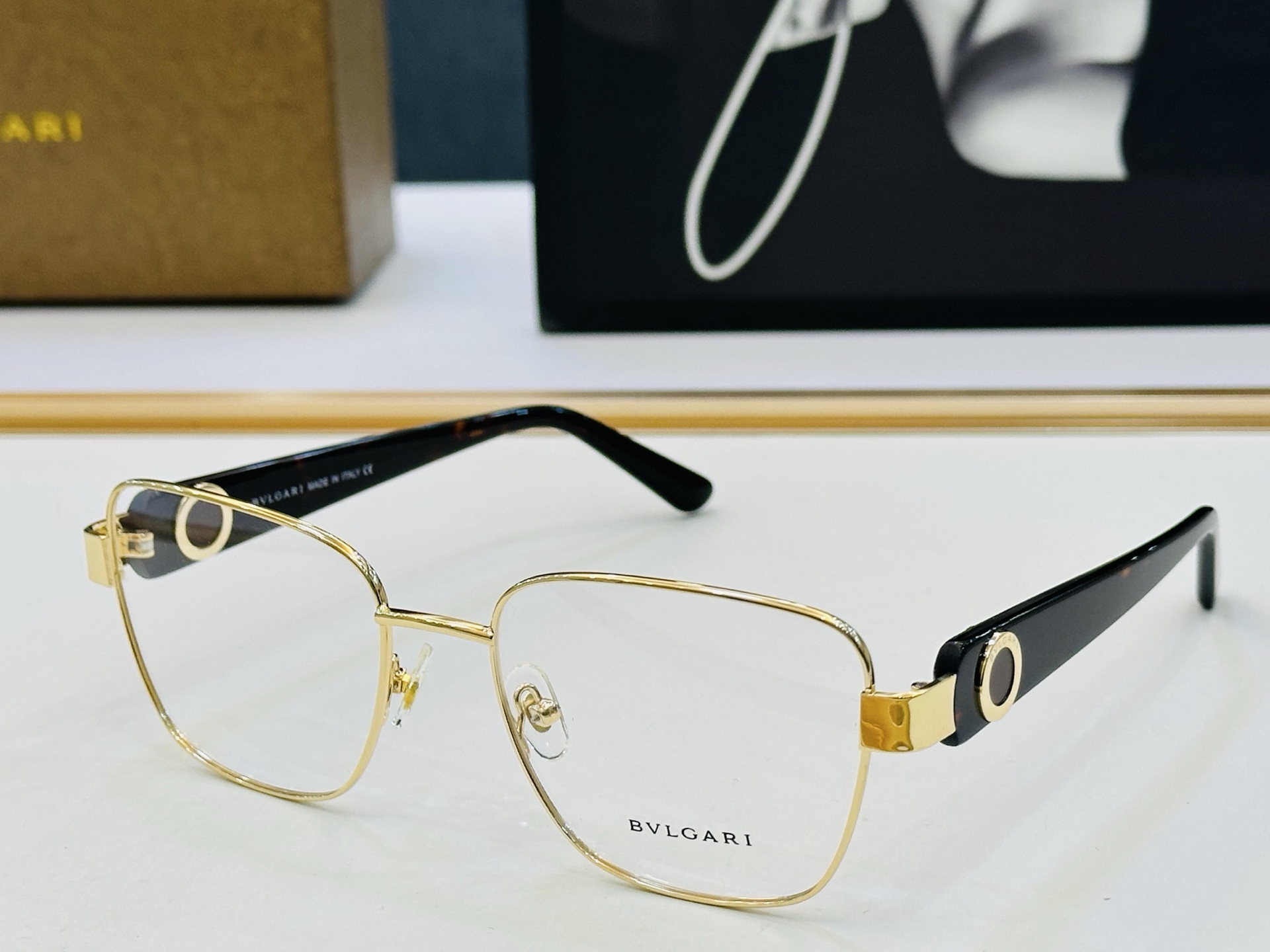 🆕款 官网同售 宝格家 BV6007 👍 Size ：55口18-140 绝对要买😎品质非常完美 L出街