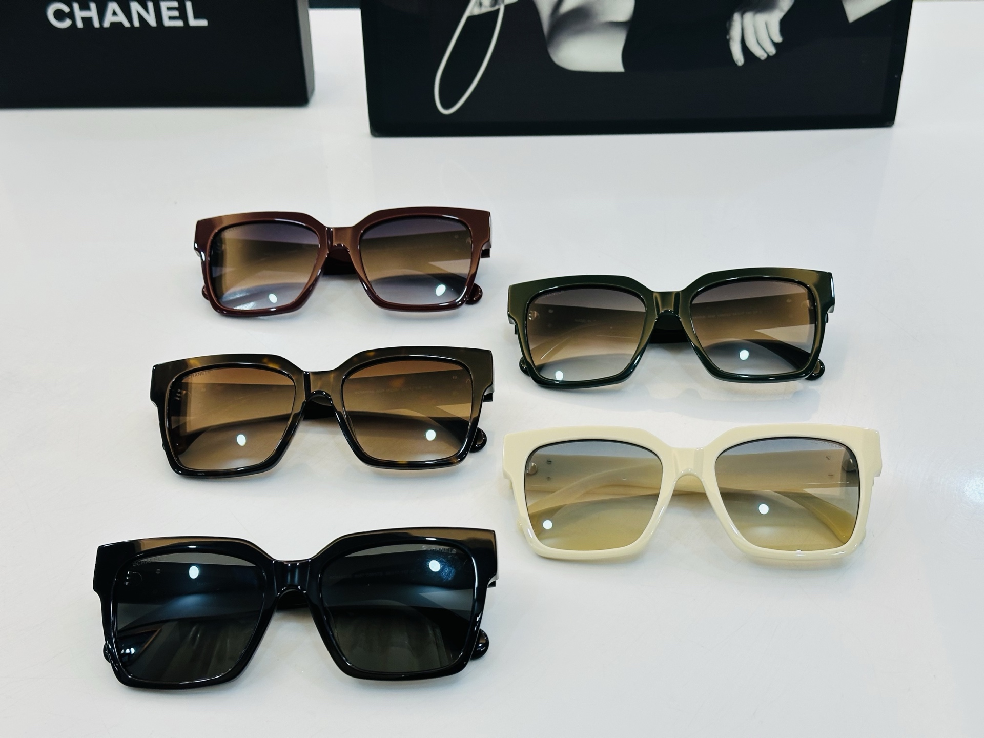 🆕 【CHANE*/香家】MODEL:CH5557 Size：54口17-140 💅🏻💓J太阳镜