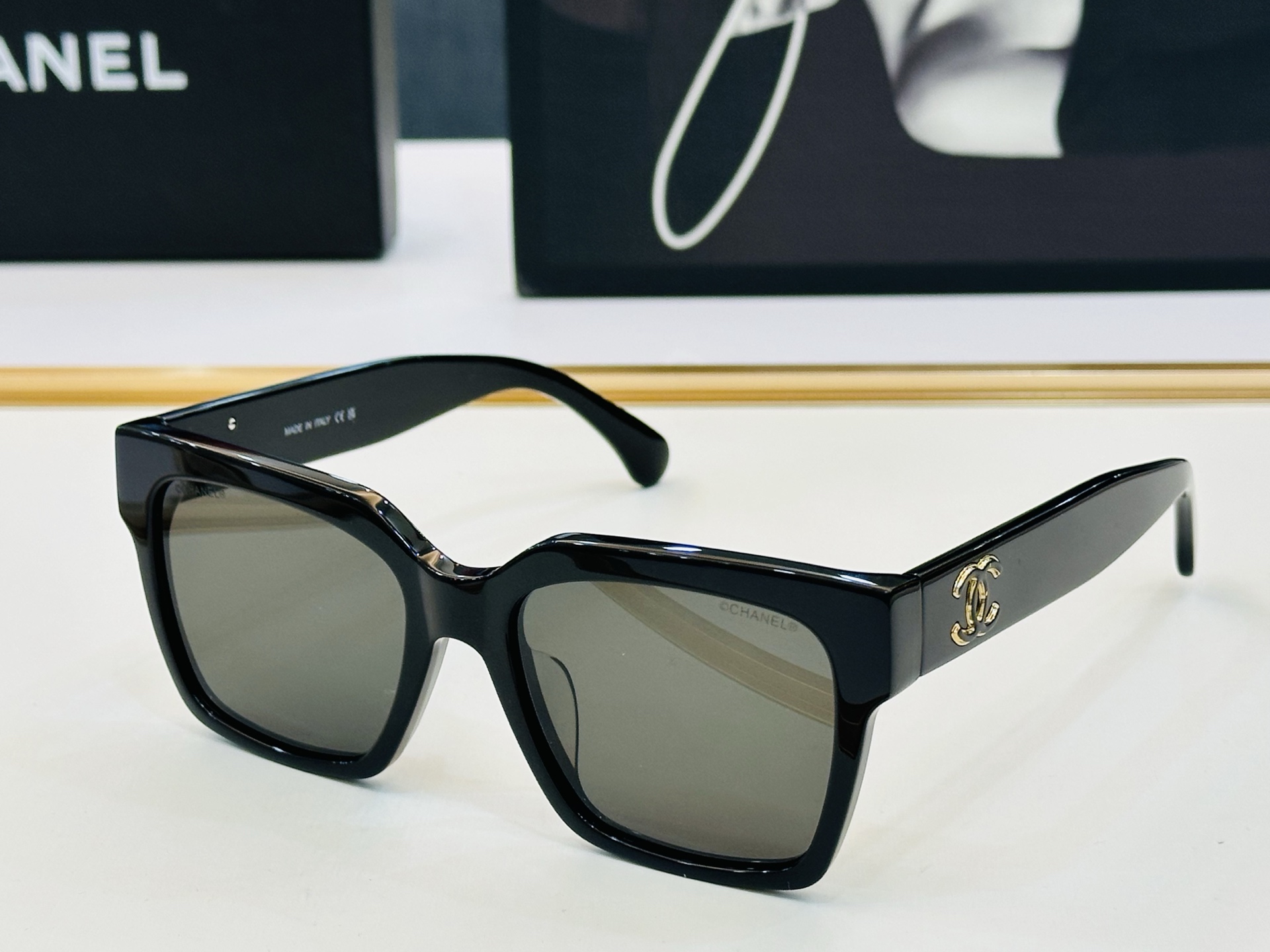 🆕 【CHANE*/香家】MODEL:CH5557 Size：54口17-140 💅🏻💓J太阳镜