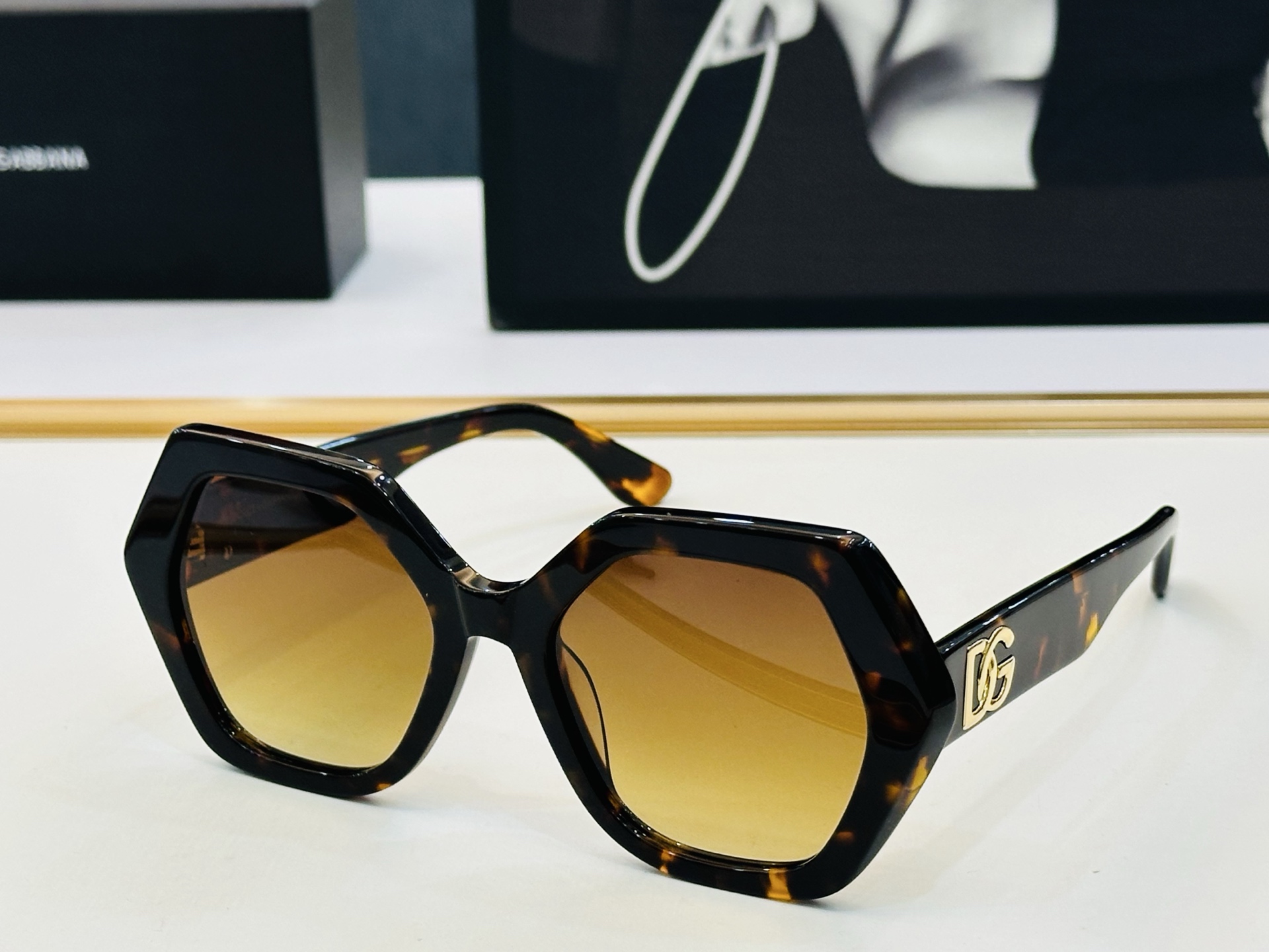 🆕 官网款 🔺DOLCE&GABBAN*🔻DG4406 Size：53口20-145 新颖独特🔝🔝L美艳