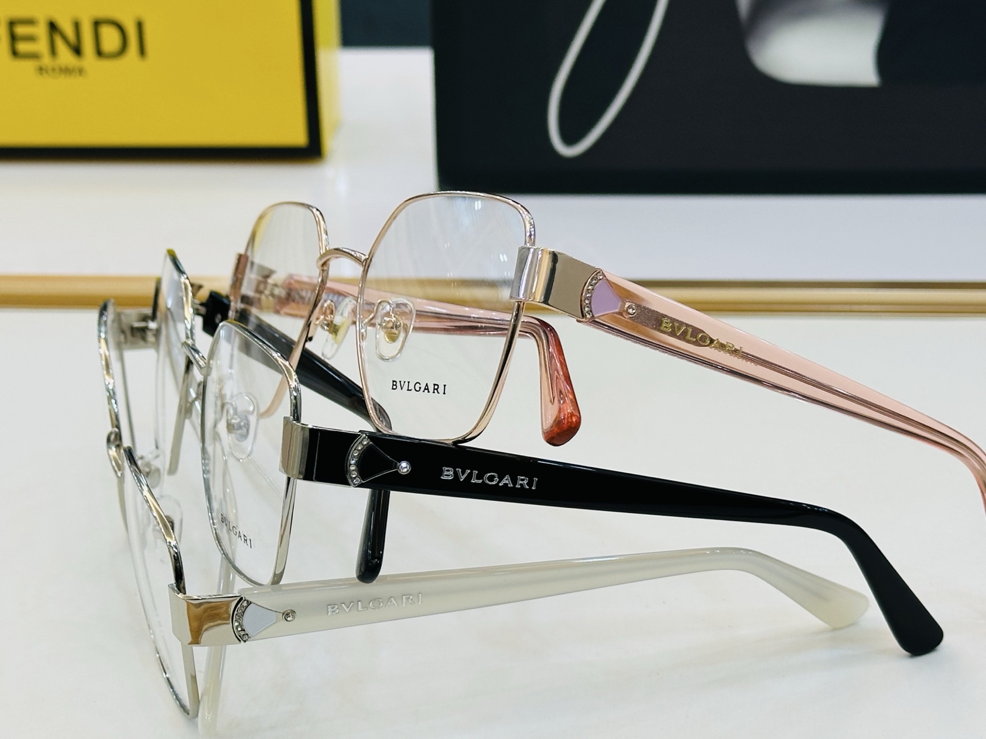 🆕款 官网同售 宝格家 BV50069 👍 Size ：54口19-140 绝对要买😎品质非常完美 L出