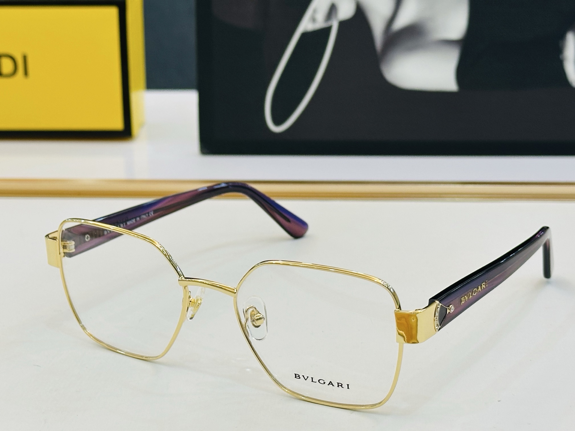 🆕款 官网同售 宝格家 BV50069 👍 Size ：54口19-140 绝对要买😎品质非常完美 L出