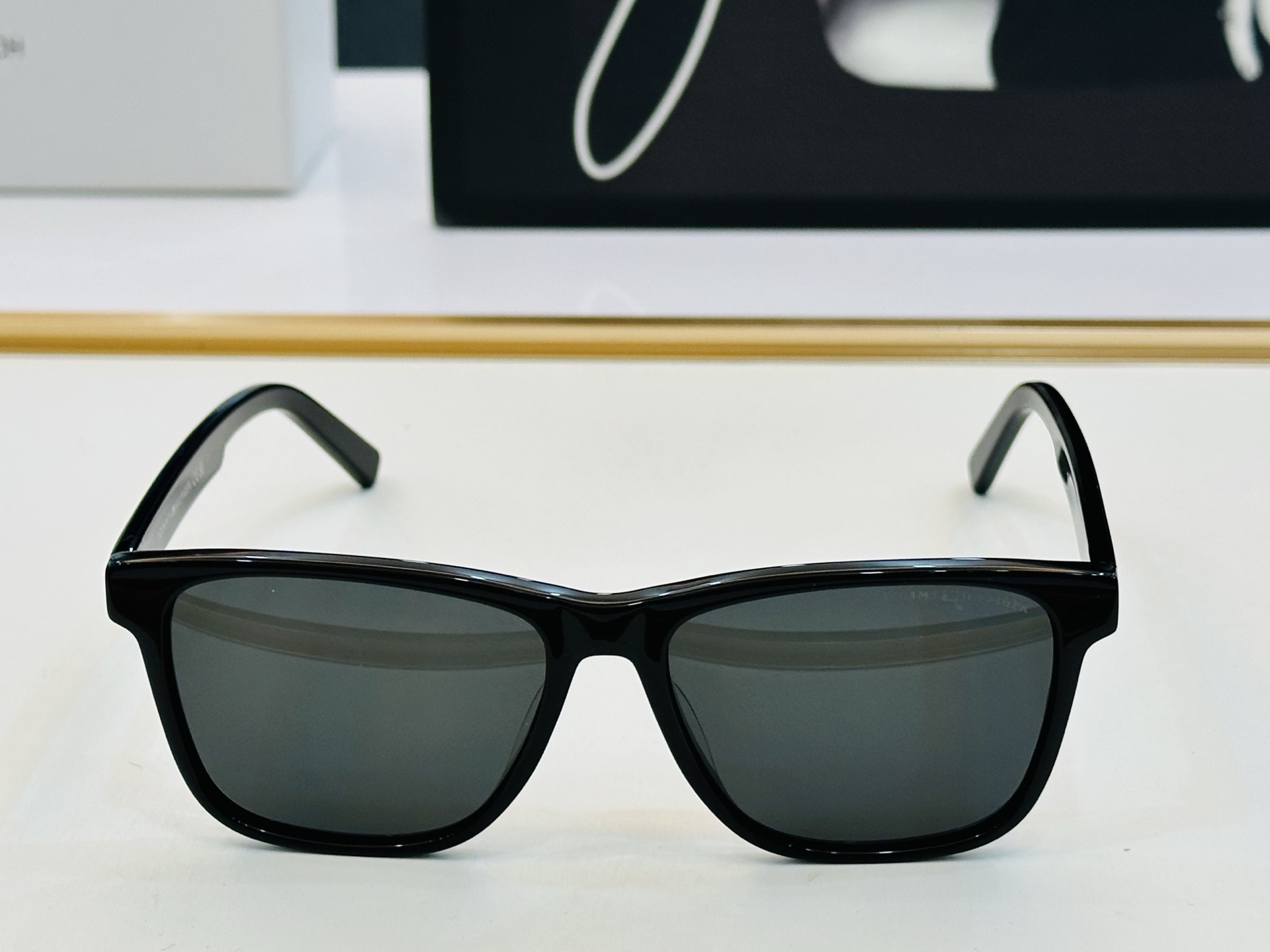 官网同步发售TOMMY HILFIGER 板材框 TH2203/S SIZE：55口16-145 L简单