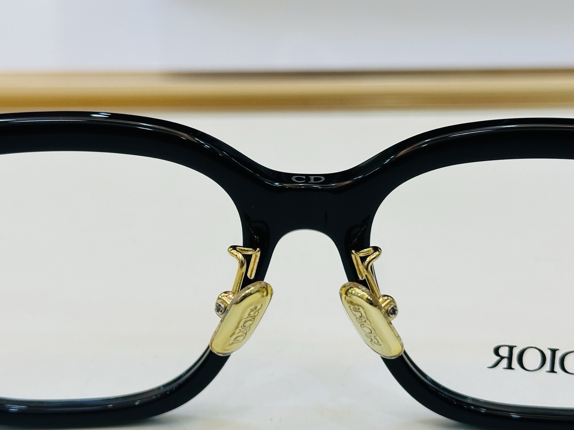 推荐 Dio* 迪家 S1F Size：51口17-145 时尚达人超爱💞 B时尚百搭 配光架