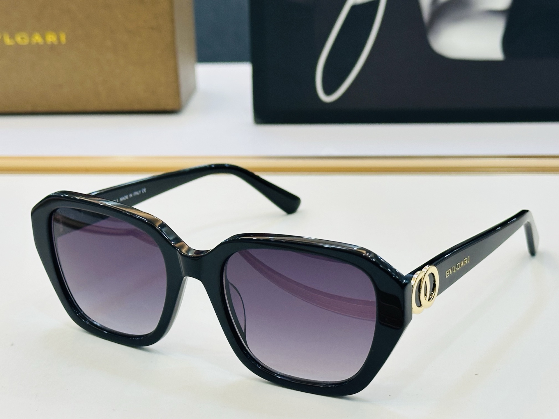 🆕款 官网同售 宝格家 BV50087 👍 Size ：53口20-145 绝对要买😎品质非常完美 L出