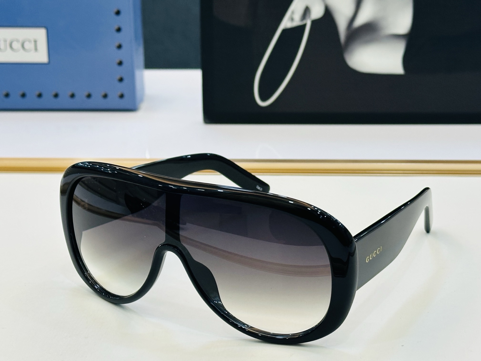 GUCC* 古家 GG2164S 🐝🐝系列 Size：133口140 🍁🍁 FD超绝品质太阳镜 。