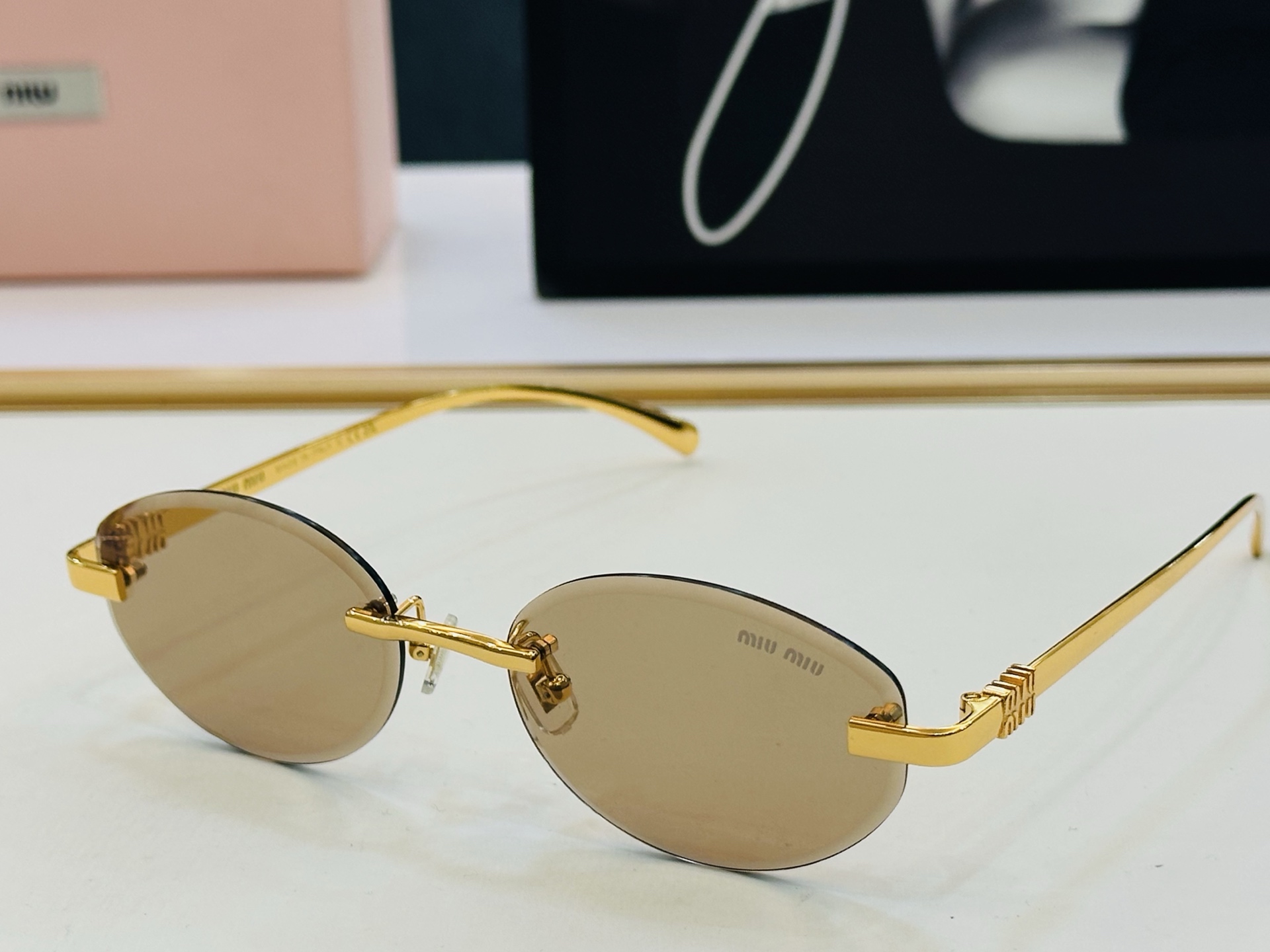 谬家 MU1940 Size：56口17-143 女士太阳眼镜 [玫瑰][玫瑰] 高档 XL时尚墨镜潮人