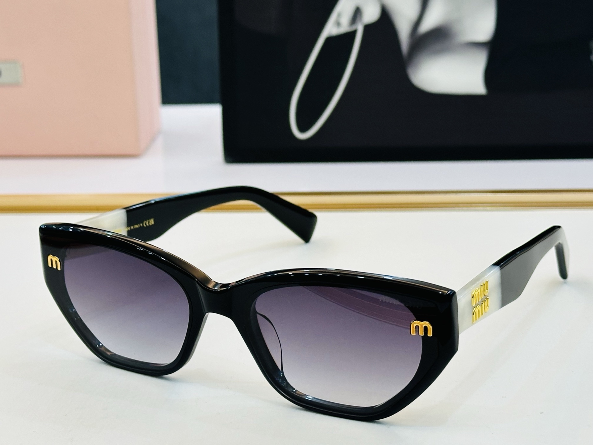 谬家 M665ZS Size：62口21-145 女士太阳眼镜 [玫瑰][玫瑰] 高档 q时尚墨镜潮人[