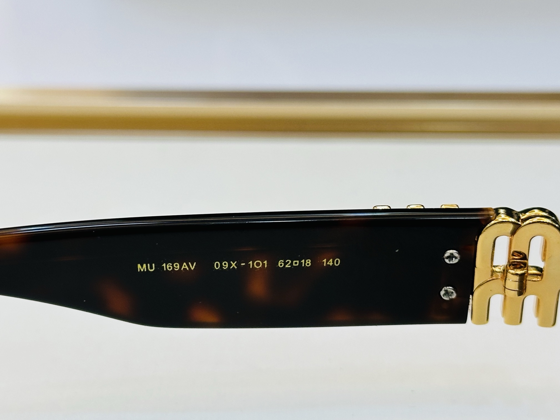 🆕 谬家 MU 169AV Size：62口18-140 🌺🌺 [玫瑰][闪电] 时尚靓丽 得意][得意]微笑] b独具