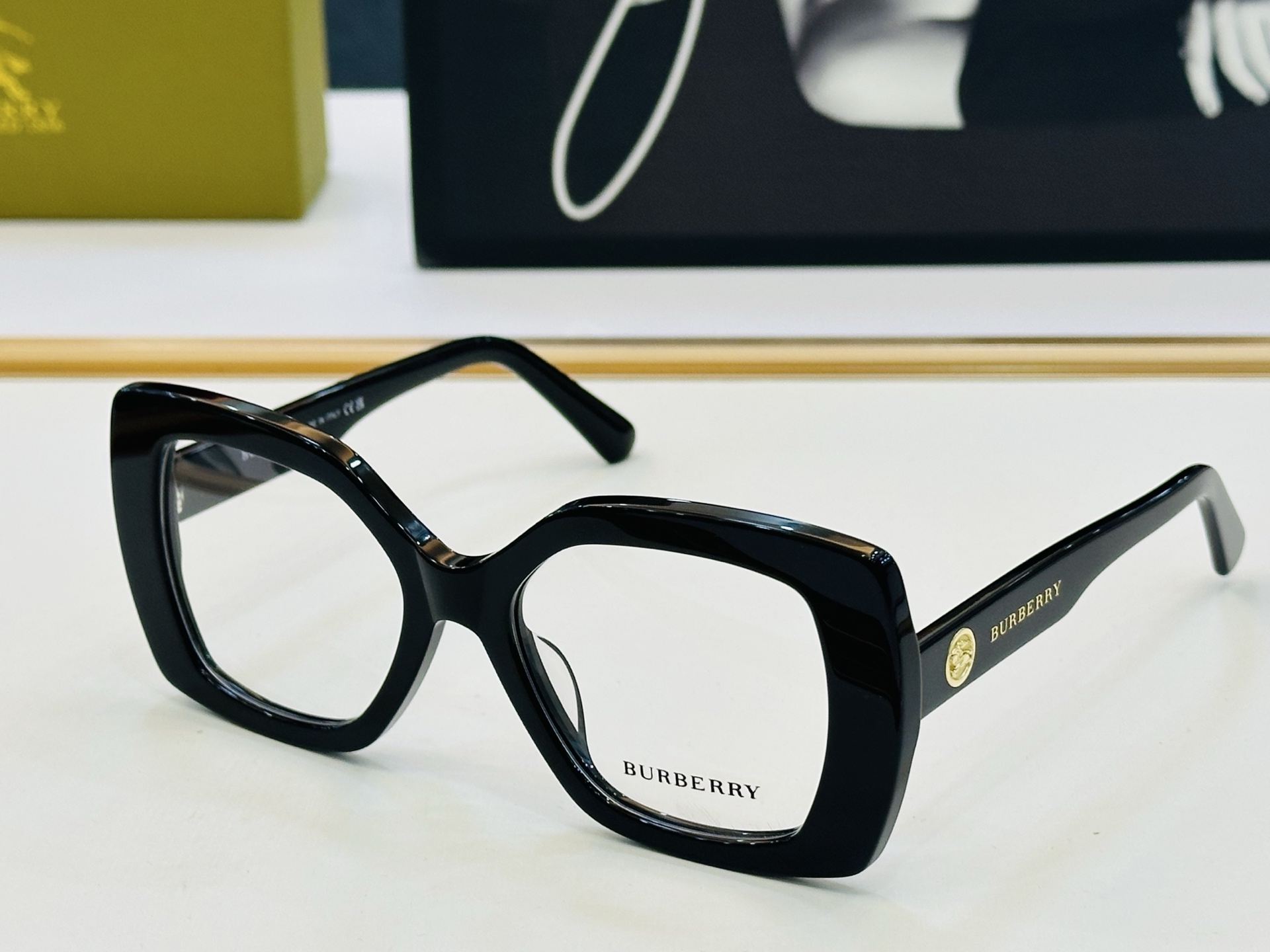 新款 BURBERR*🔻巴家 BE2445 百搭镜架Size：53口19-145 高品质 到货 🌲🌲🌲Z