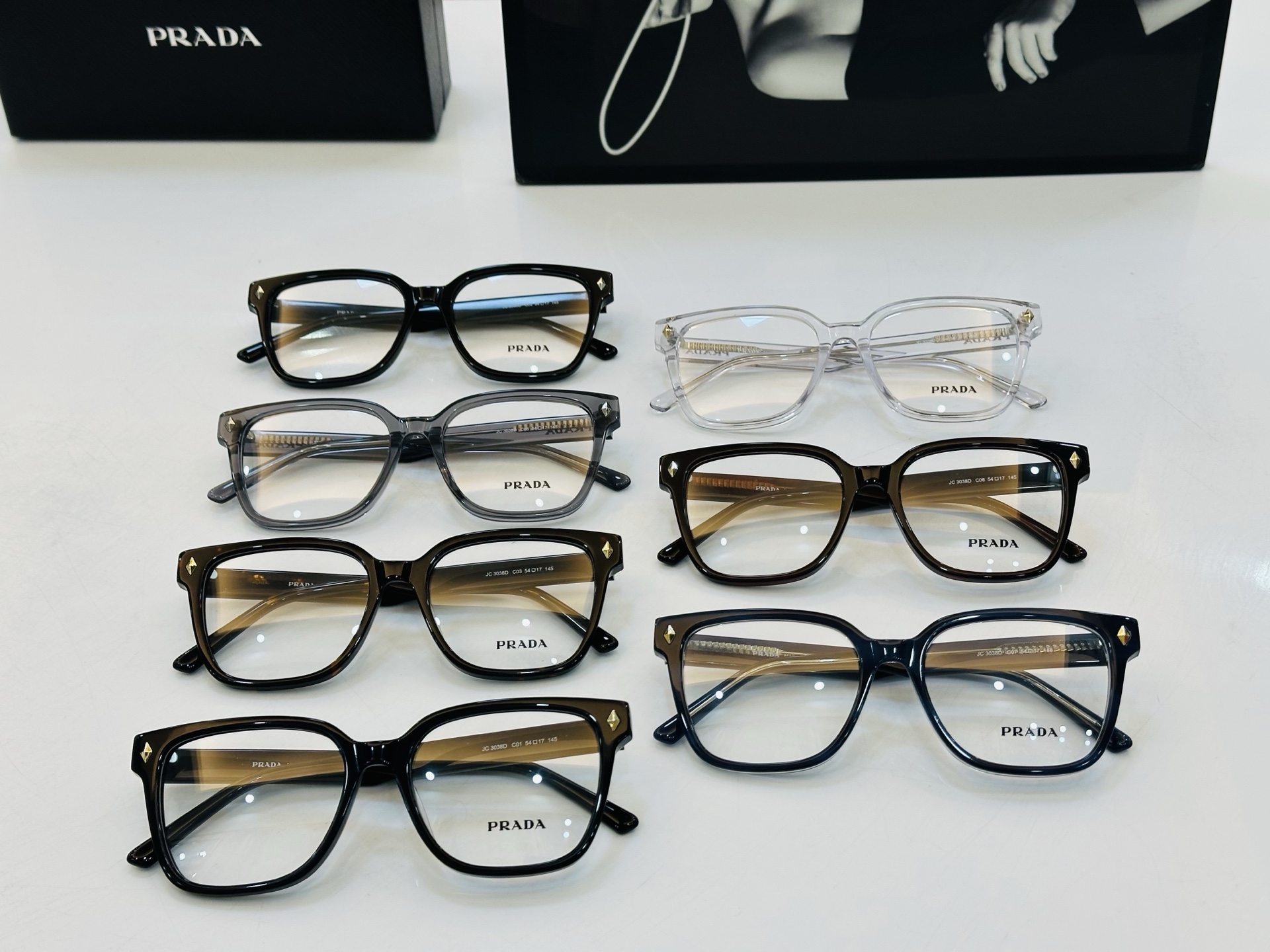 🔺PRAD*🔻普家 JC3038D Size：54口17-145 眼镜系列堪称精湛制作 彰显独特个 L最