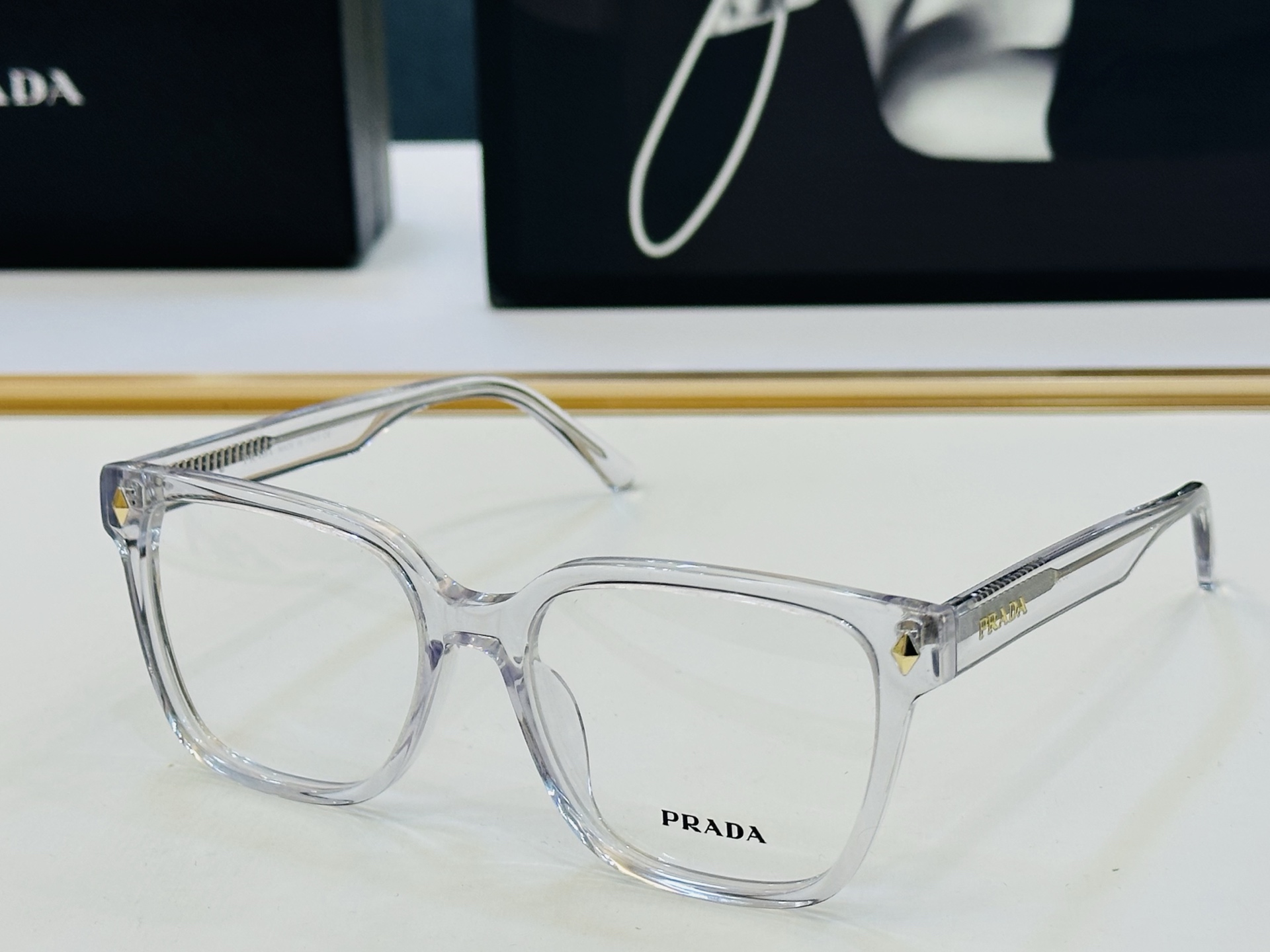 🔺PRAD*🔻普家 JC3038D Size：54口17-145 眼镜系列堪称精湛制作 彰显独特个 L最