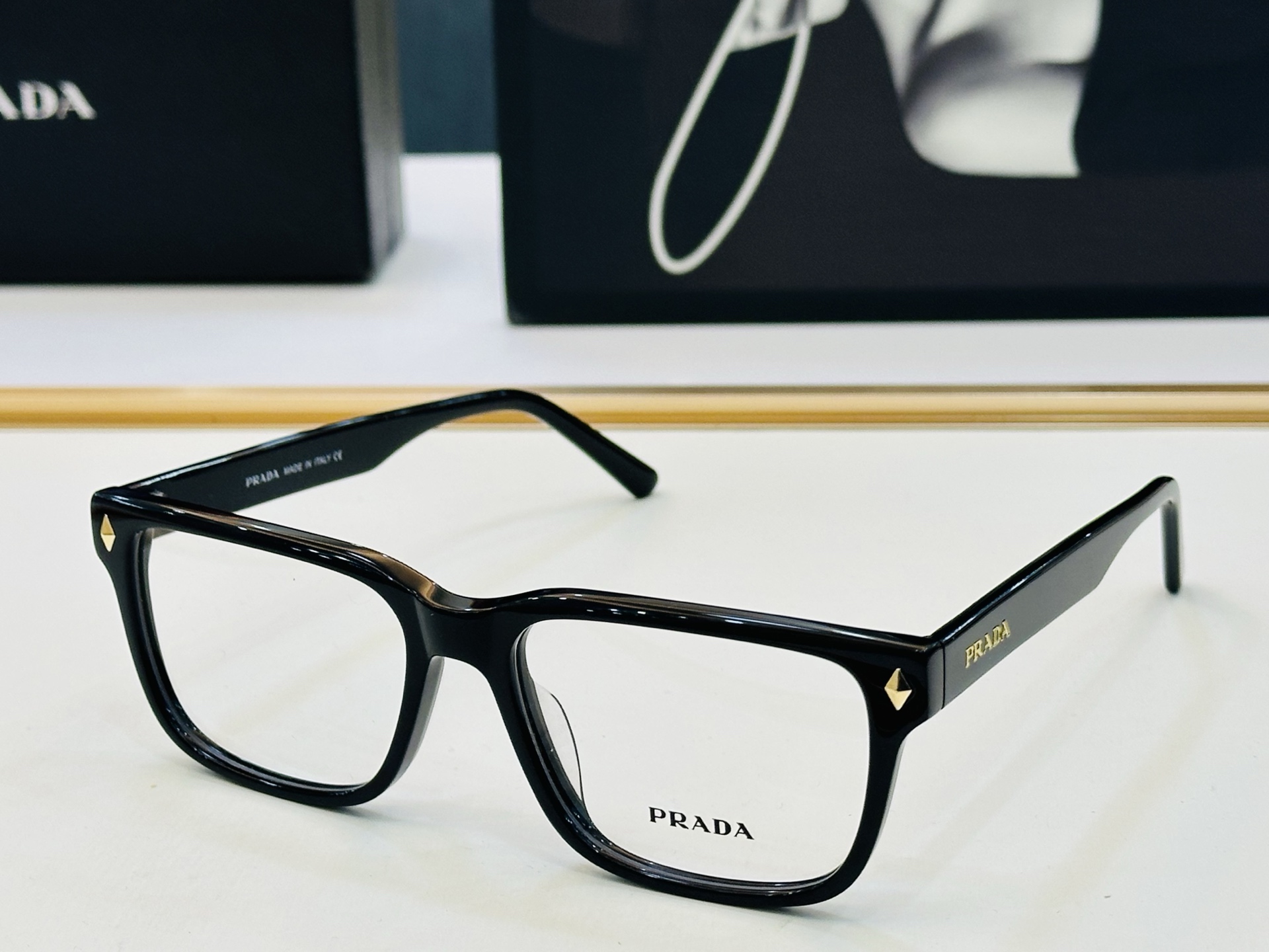 🔺PRAD*🔻普家 JC3039D Size：55口17-145 眼镜系列堪称精湛制作 彰显独特个 L最