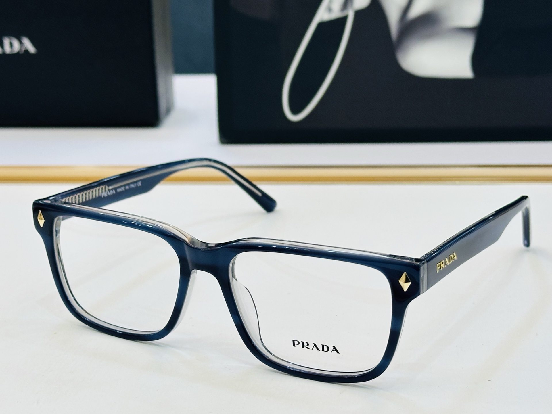 🔺PRAD*🔻普家 JC3039D Size：55口17-145 眼镜系列堪称精湛制作 彰显独特个 L最