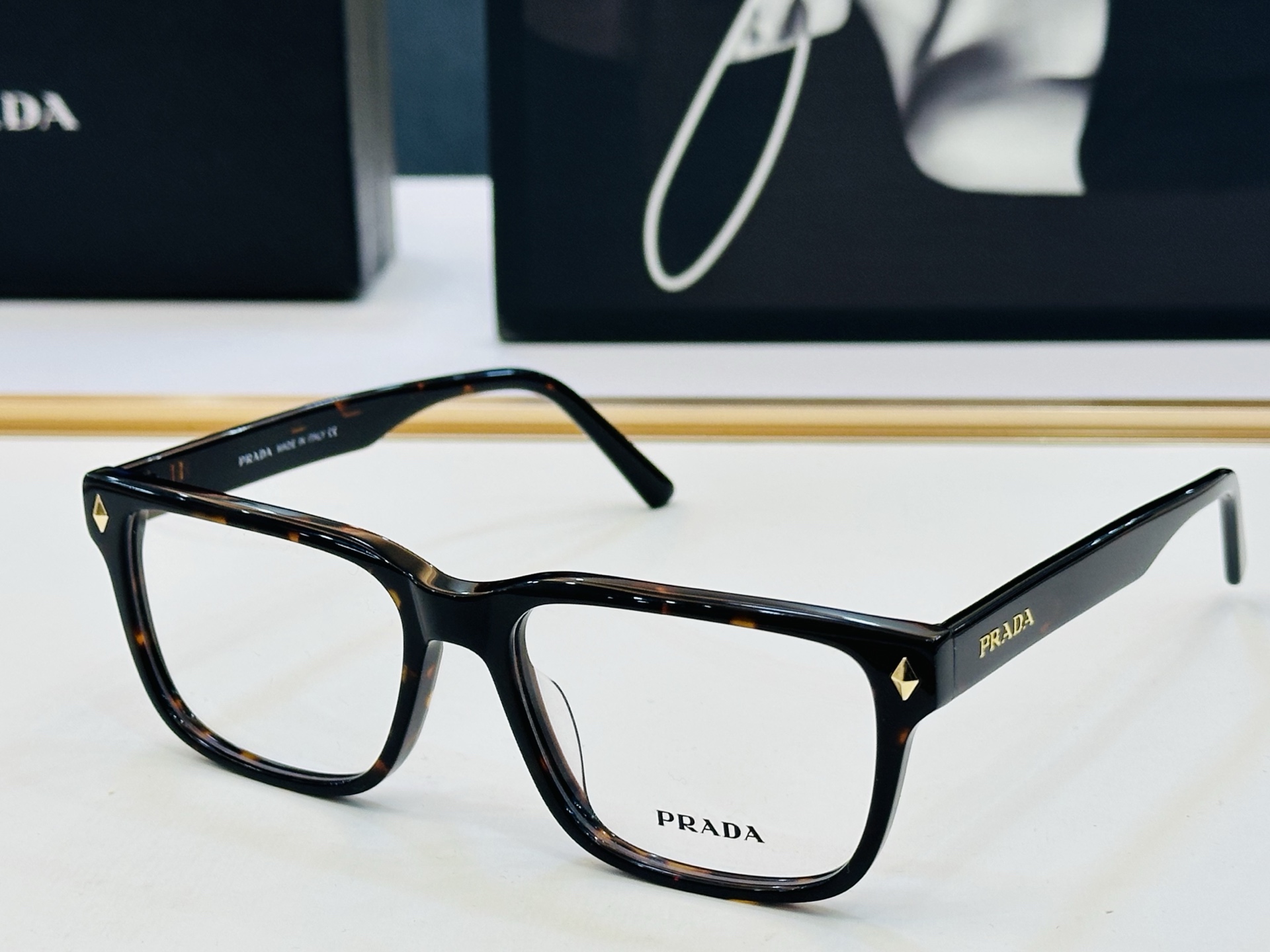 🔺PRAD*🔻普家 JC3039D Size：55口17-145 眼镜系列堪称精湛制作 彰显独特个 L最